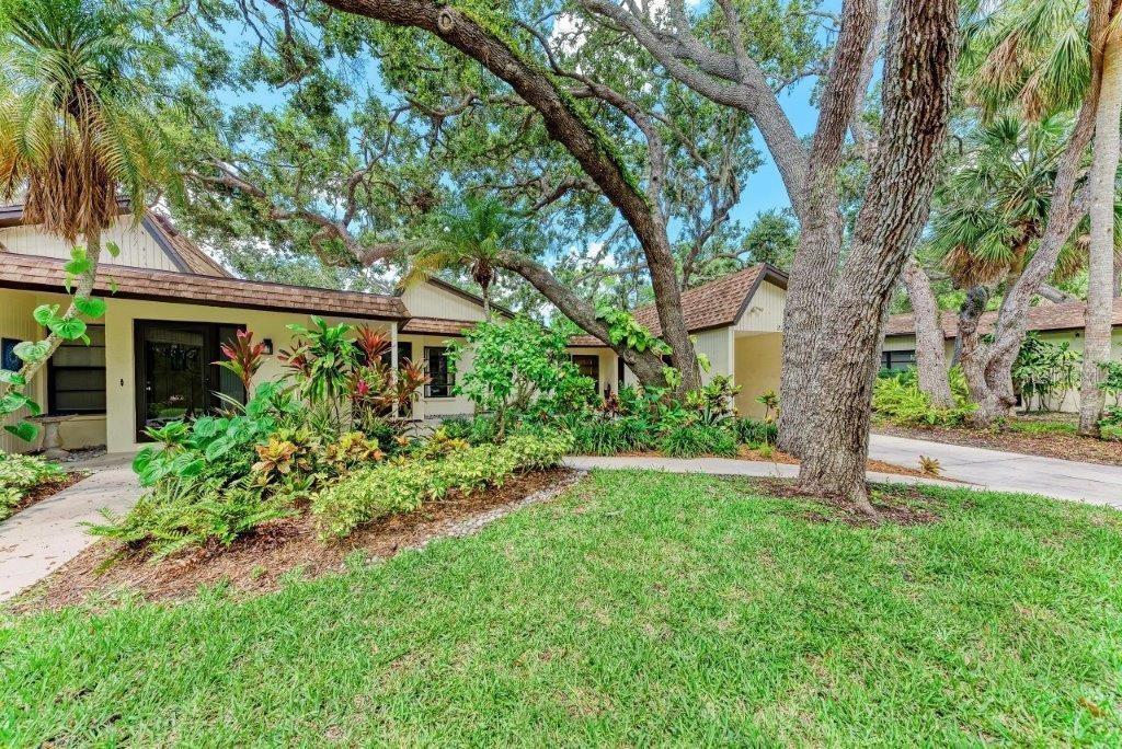 2237 CIRCLEWOOD DR #18, SARASOTA, FL, 34231