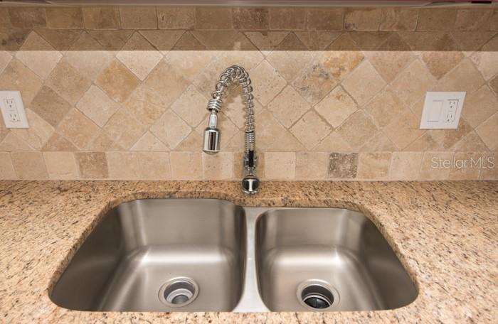 4 BUFFALO MEADOW LN, PALM COAST, FL, 32137