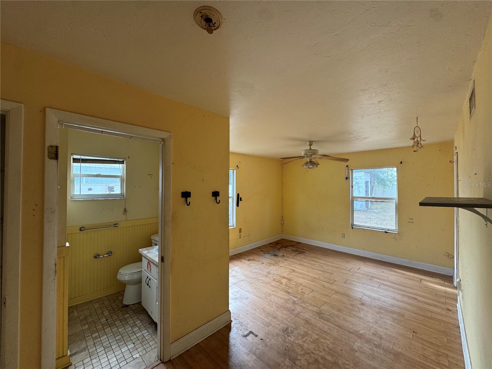 224 W CORNELIUS CIR, SARASOTA, FL, 34232