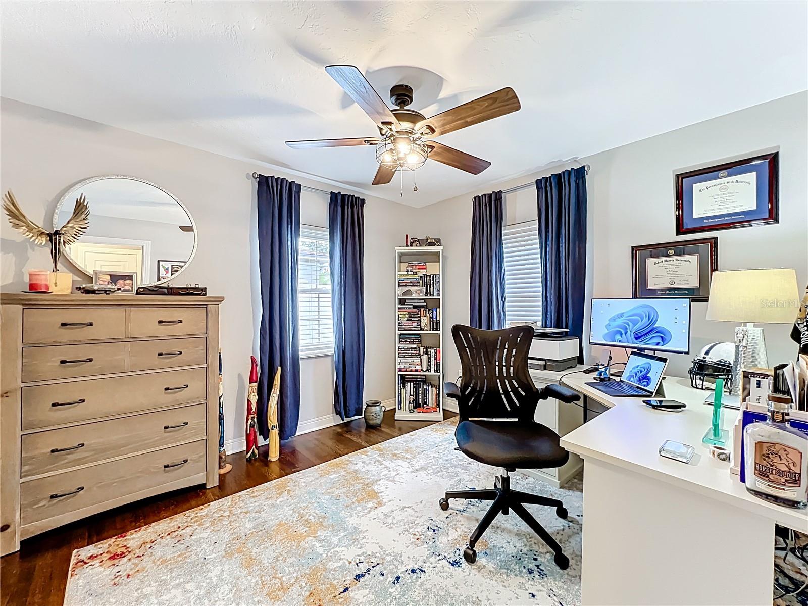 3201 MELTON ST N, ST PETERSBURG, FL, 33703