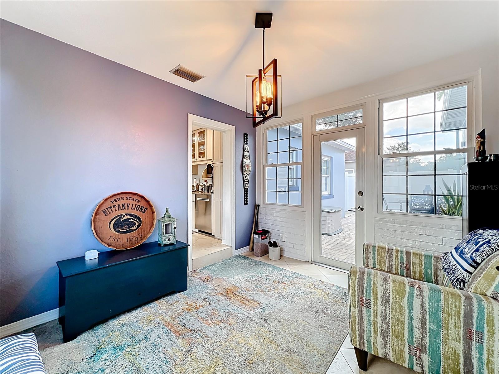 3201 MELTON ST N, ST PETERSBURG, FL, 33703