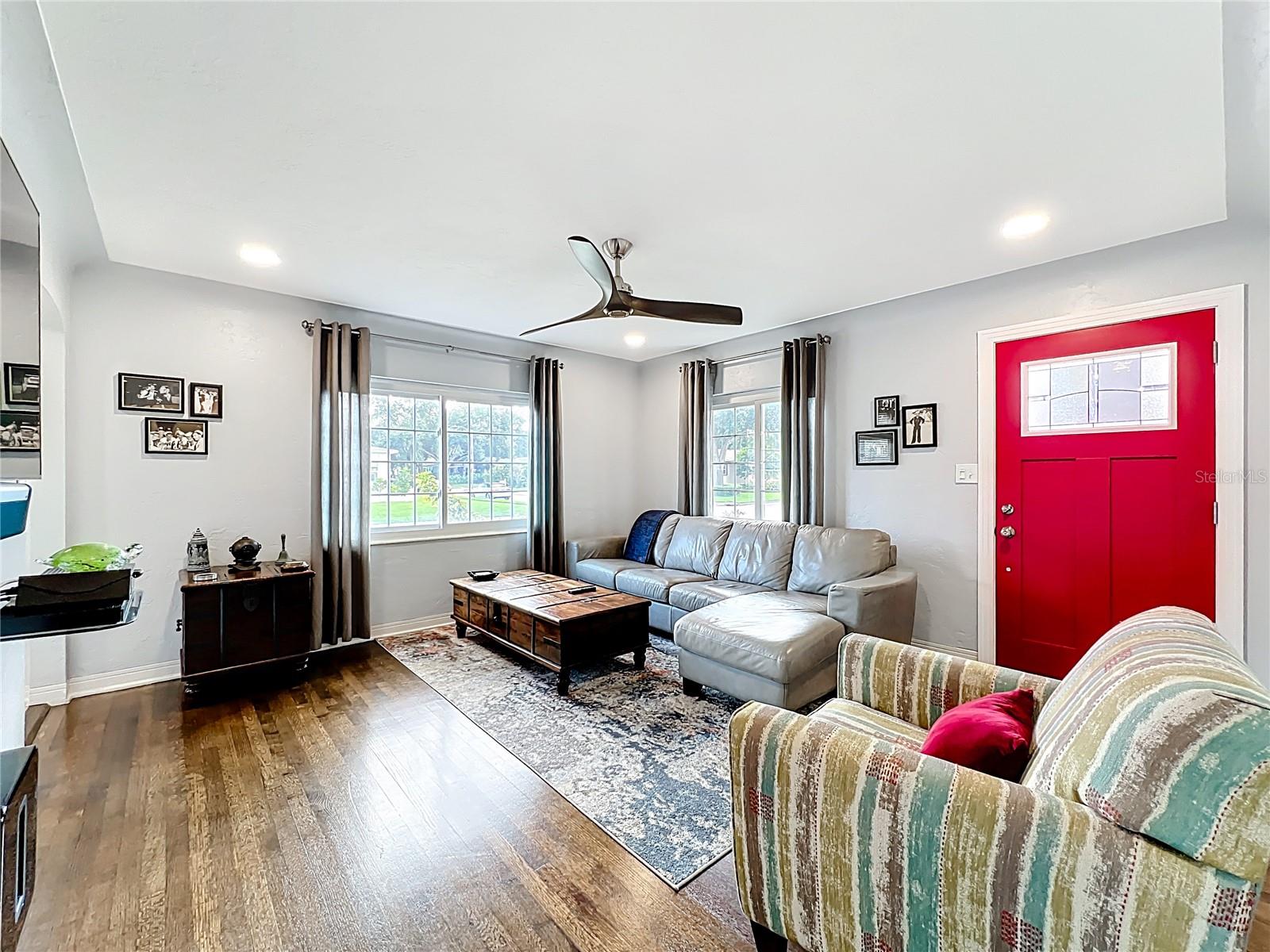 3201 MELTON ST N, ST PETERSBURG, FL, 33703