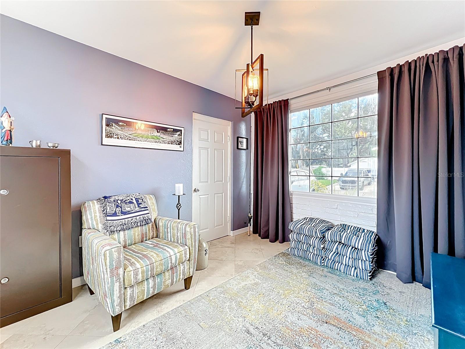 3201 MELTON ST N, ST PETERSBURG, FL, 33703