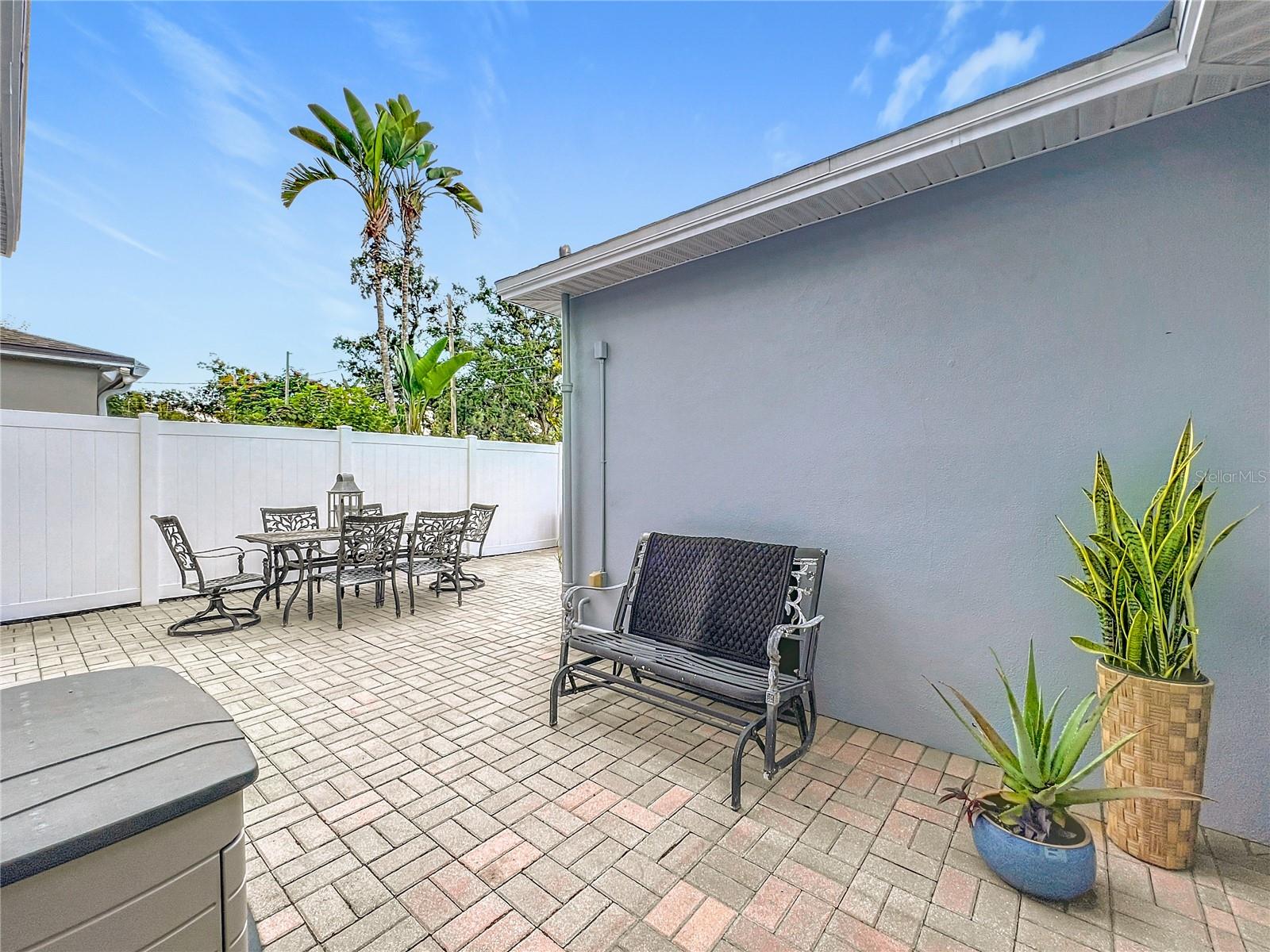 3201 MELTON ST N, ST PETERSBURG, FL, 33703