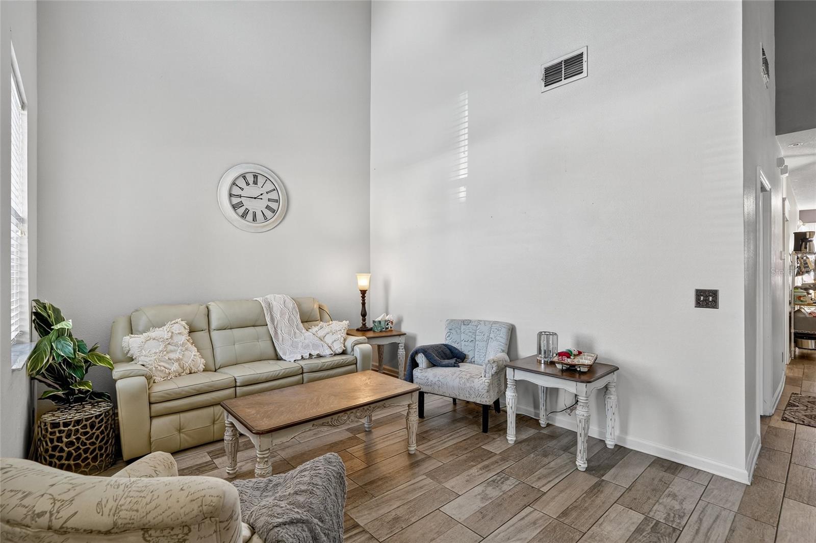 103 MANOR VIEW LN, DELAND, FL, 32724