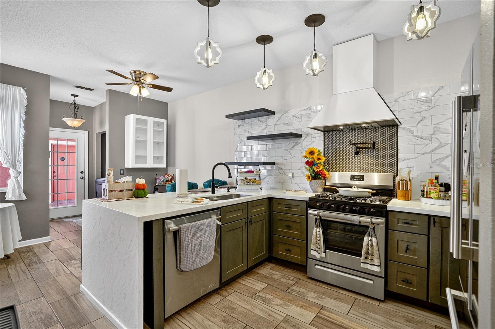 103 MANOR VIEW LN, DELAND, FL, 32724