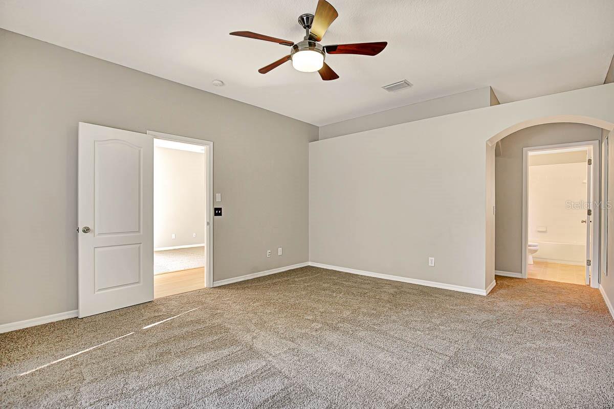 6165 SKYLARKCREST DR, LITHIA, FL, 33547