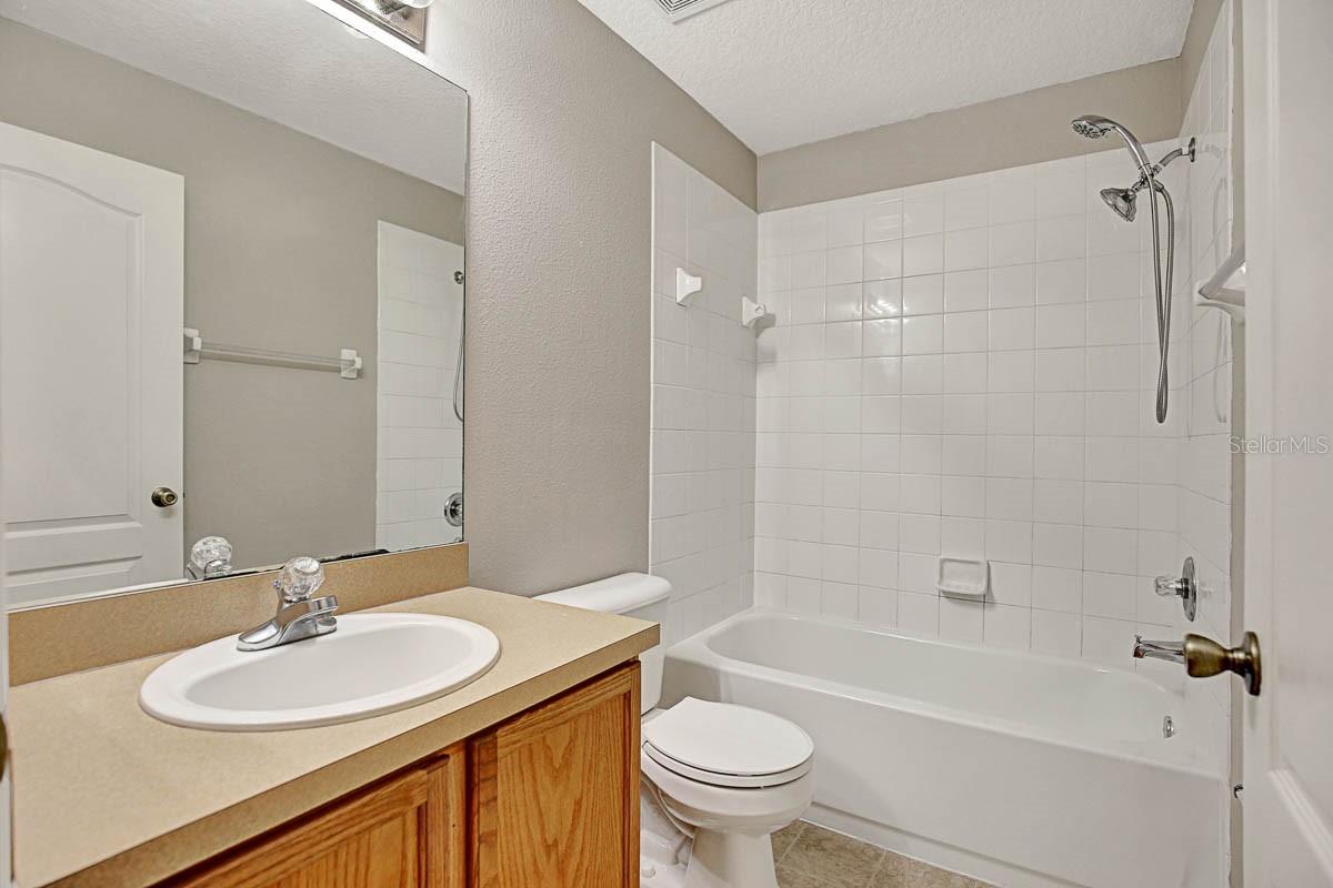 6165 SKYLARKCREST DR, LITHIA, FL, 33547