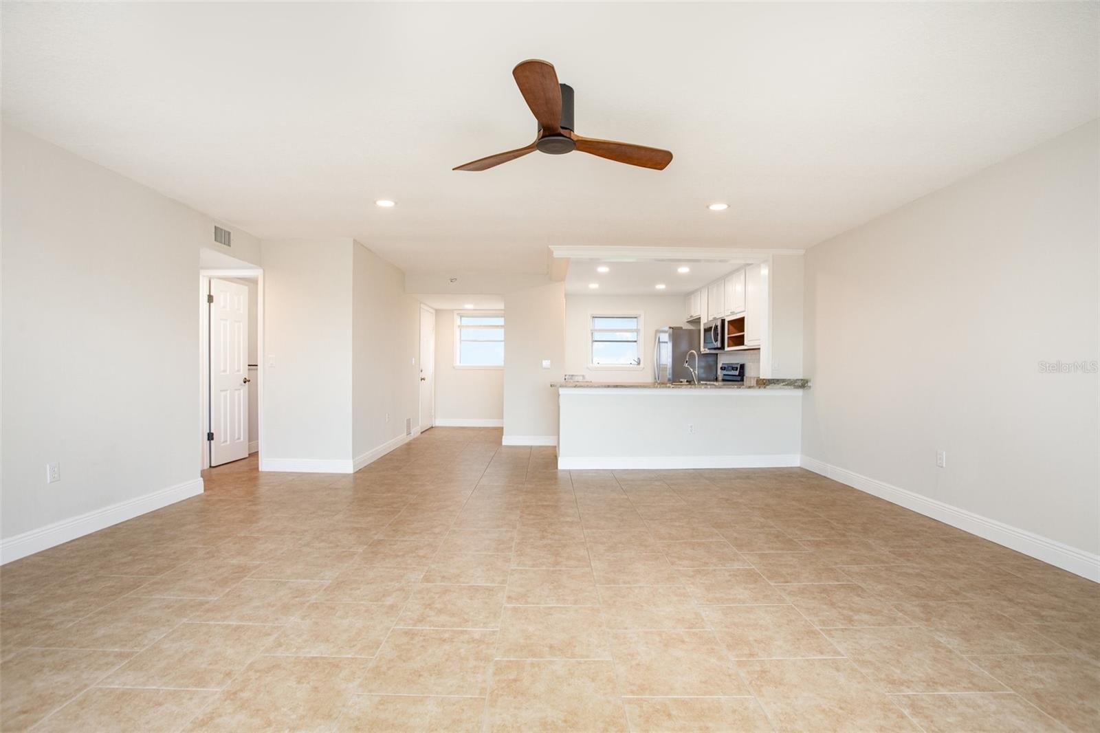 4240 IRONWOOD CIR #601A-A, BRADENTON, FL, 34209