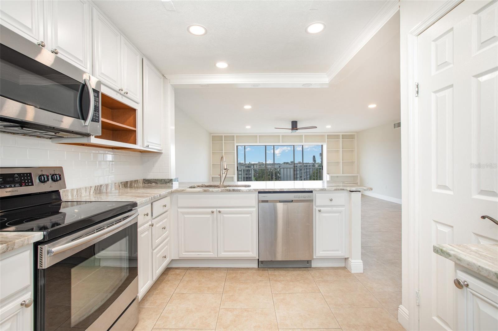 4240 IRONWOOD CIR #601A-A, BRADENTON, FL, 34209