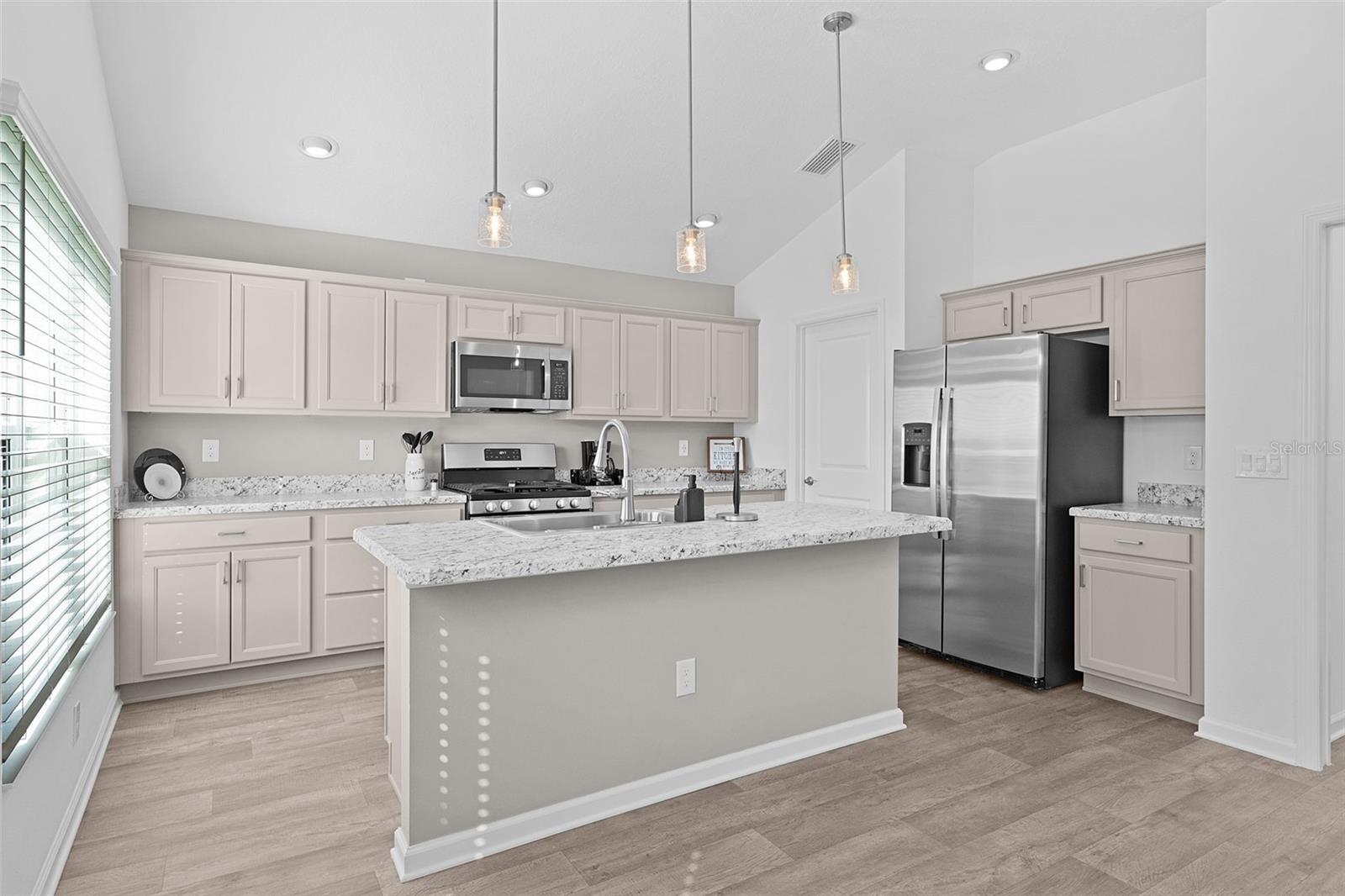 3358 BRIANNA LN, THE VILLAGES, FL, 32163