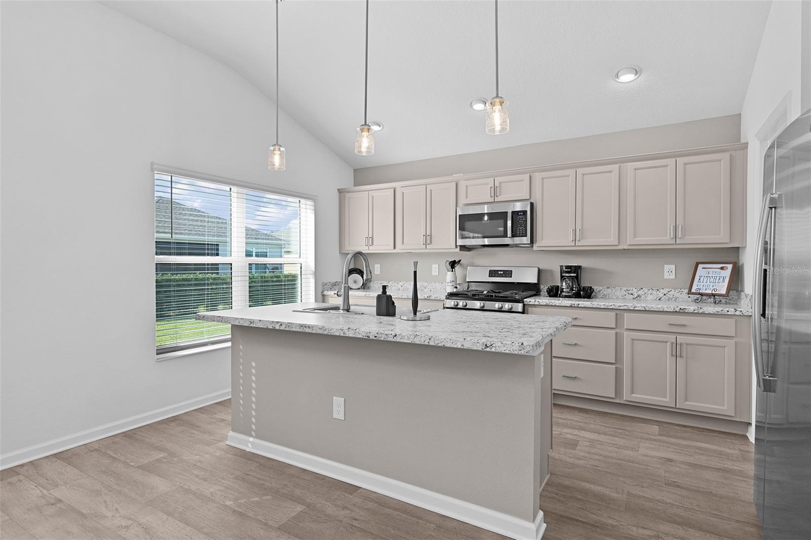 3358 BRIANNA LN, THE VILLAGES, FL, 32163