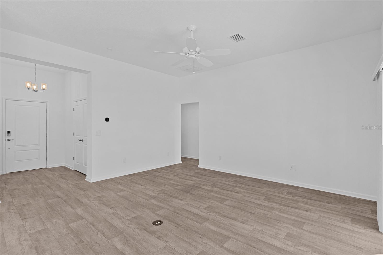 3358 BRIANNA LN, THE VILLAGES, FL, 32163