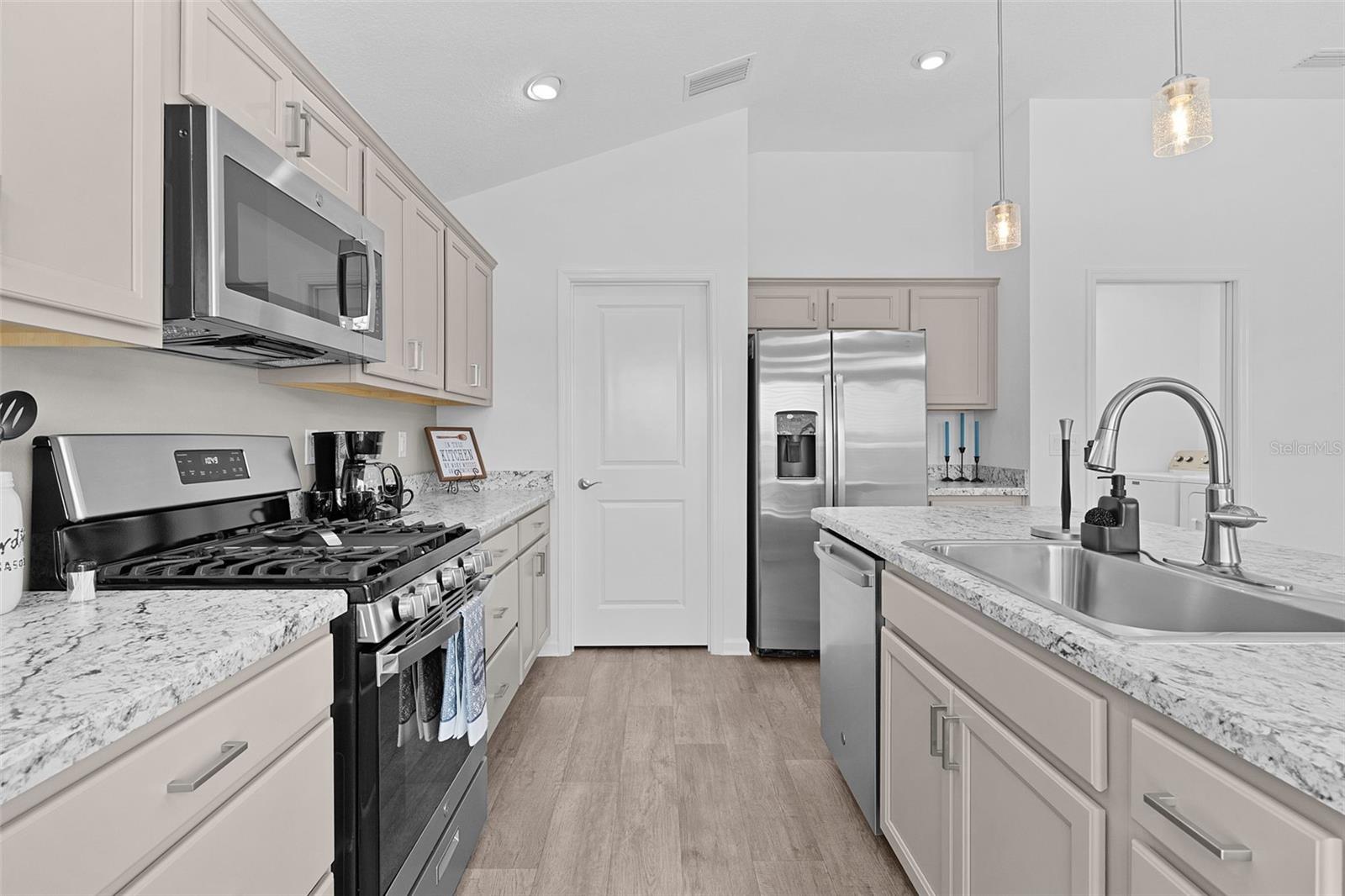 3358 BRIANNA LN, THE VILLAGES, FL, 32163