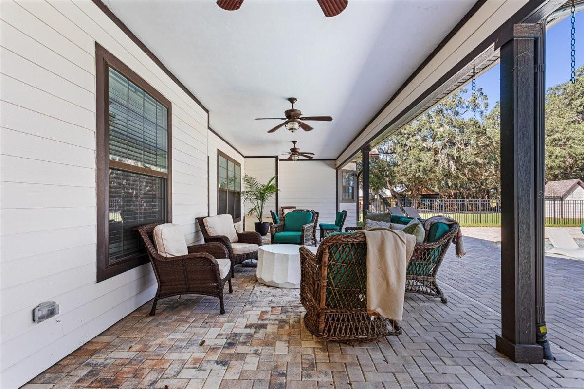 GC535022 Property Photo