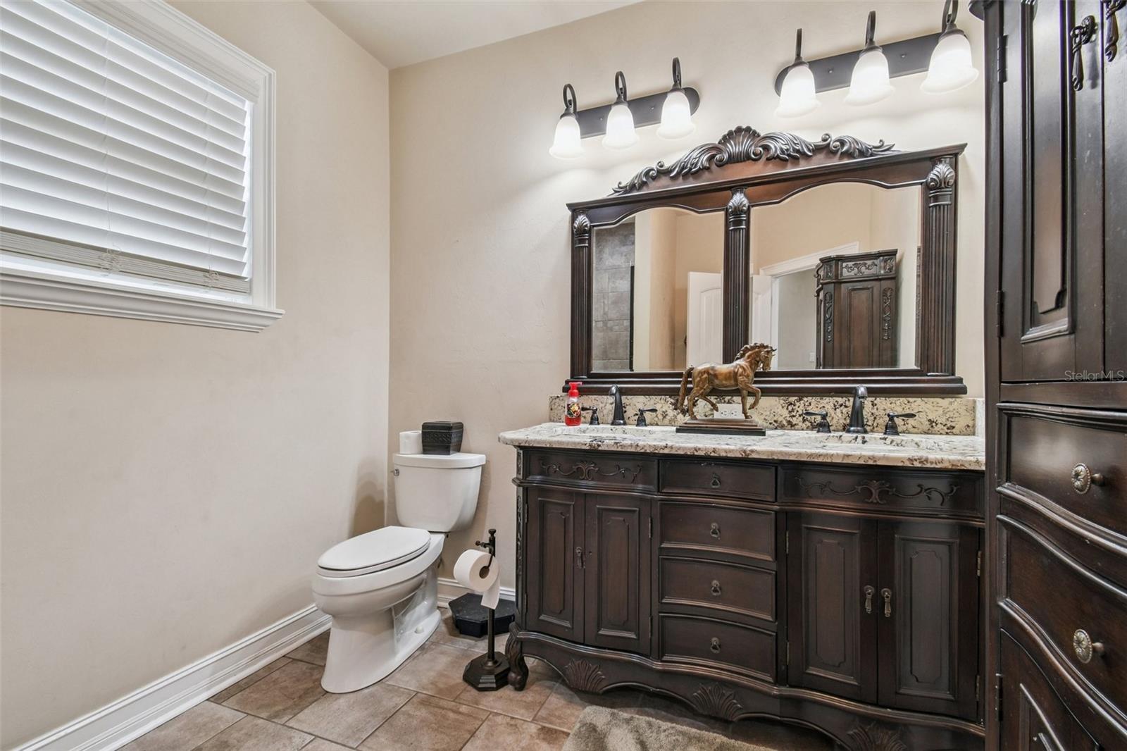 GC535022 Property Photo