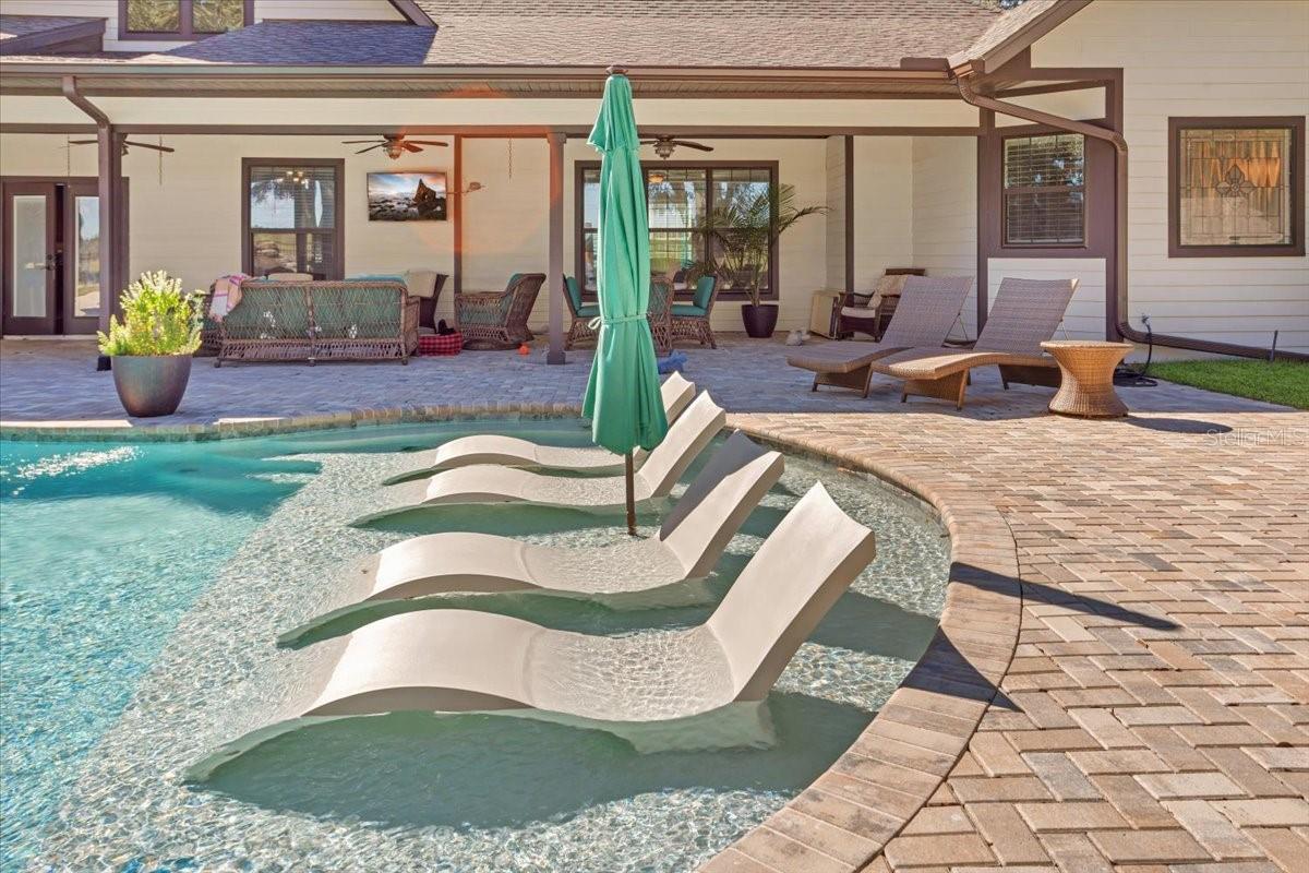 GC535022 Property Photo