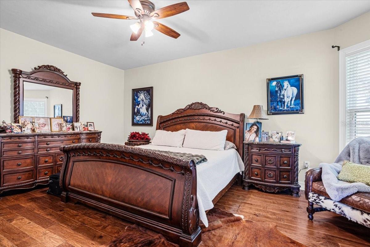 GC535022 Property Photo