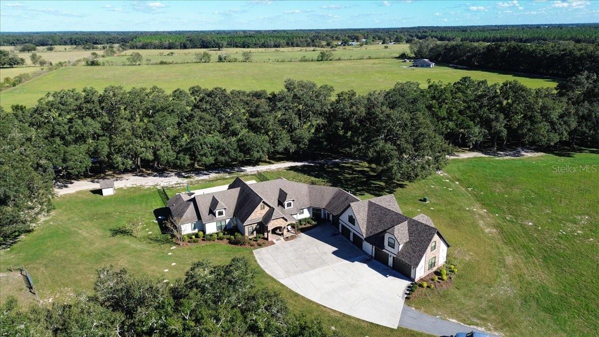 GC535022 Property Photo