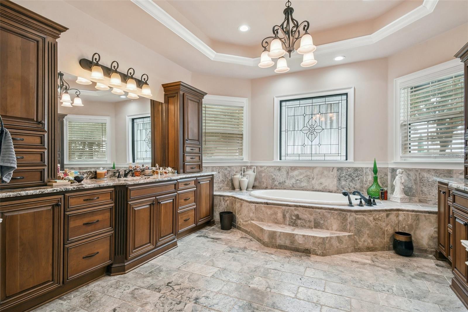 GC535022 Property Photo