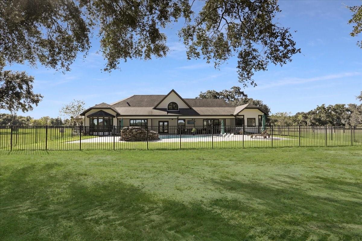 GC535022 Property Photo