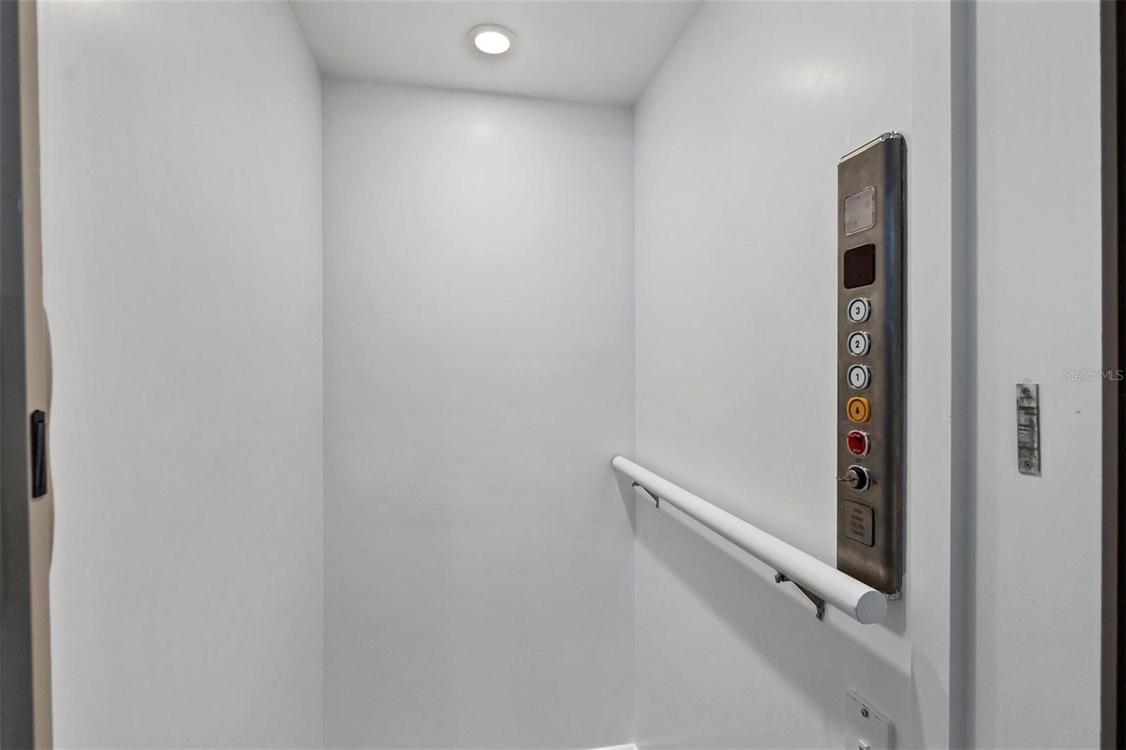 10395 LONGSHORE RD #33, PLACIDA, FL, 33946