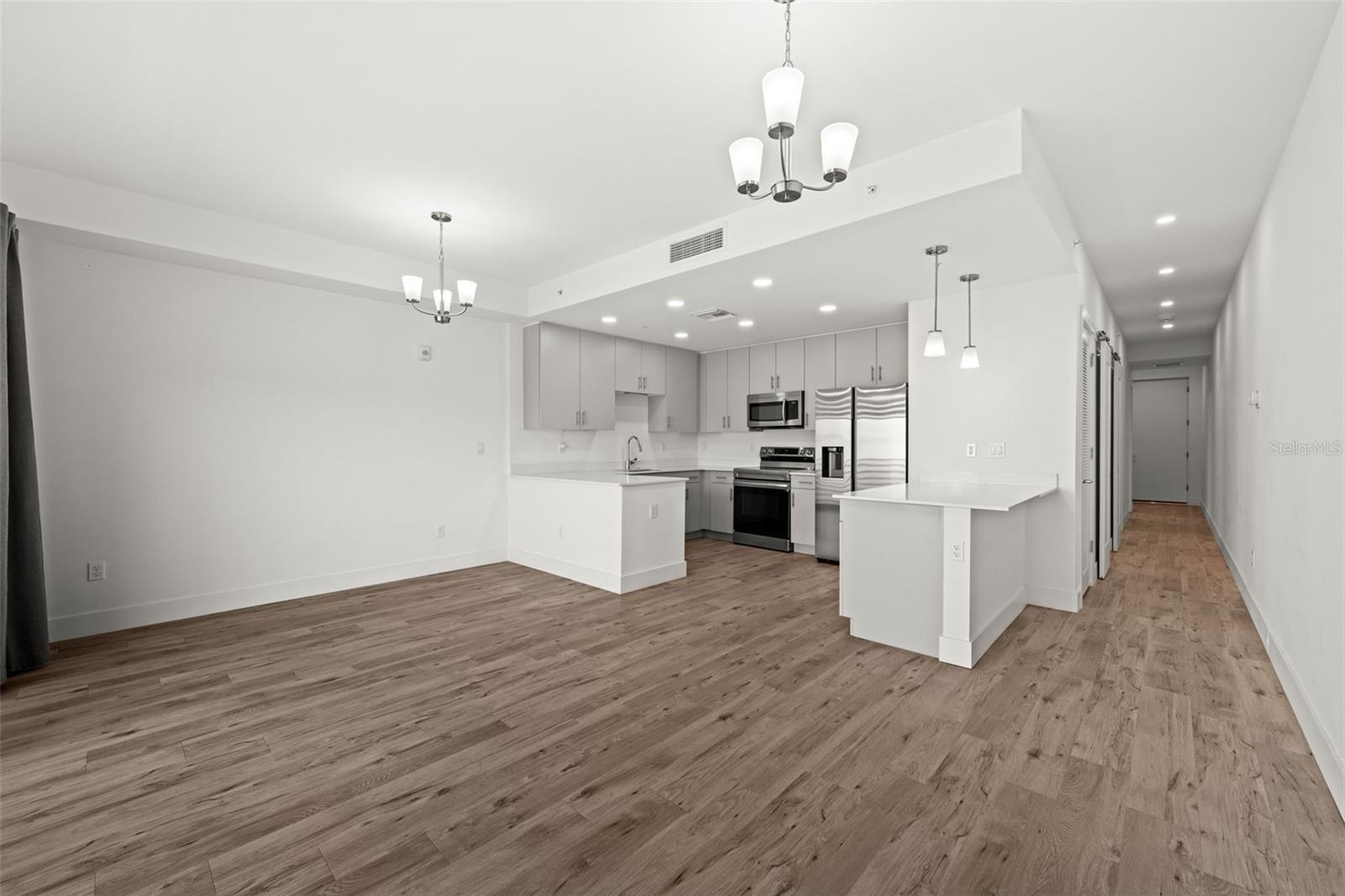 1703 N TAMIAMI TRL #303, SARASOTA, FL, 34234