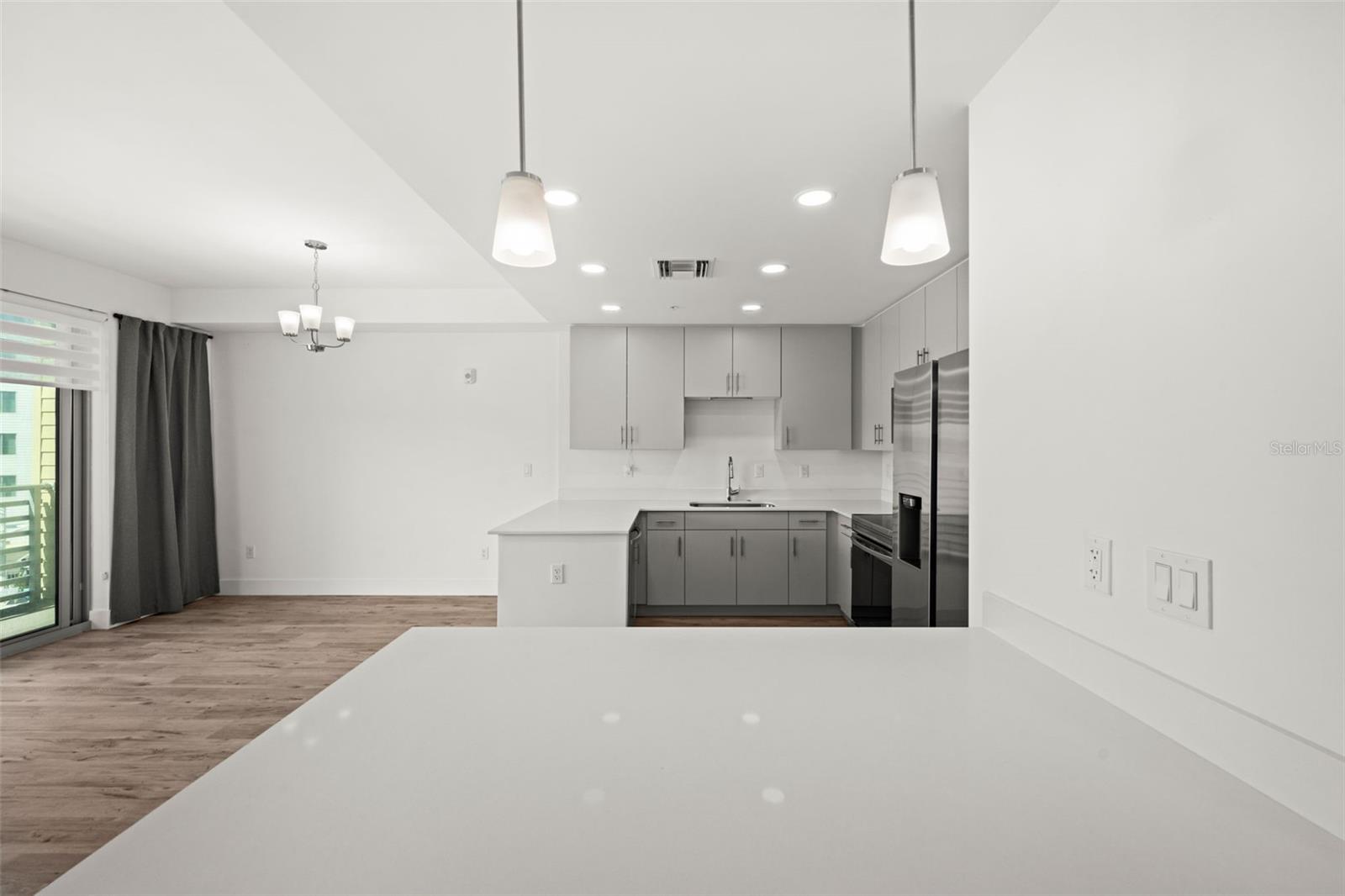 1703 N TAMIAMI TRL #303, SARASOTA, FL, 34234