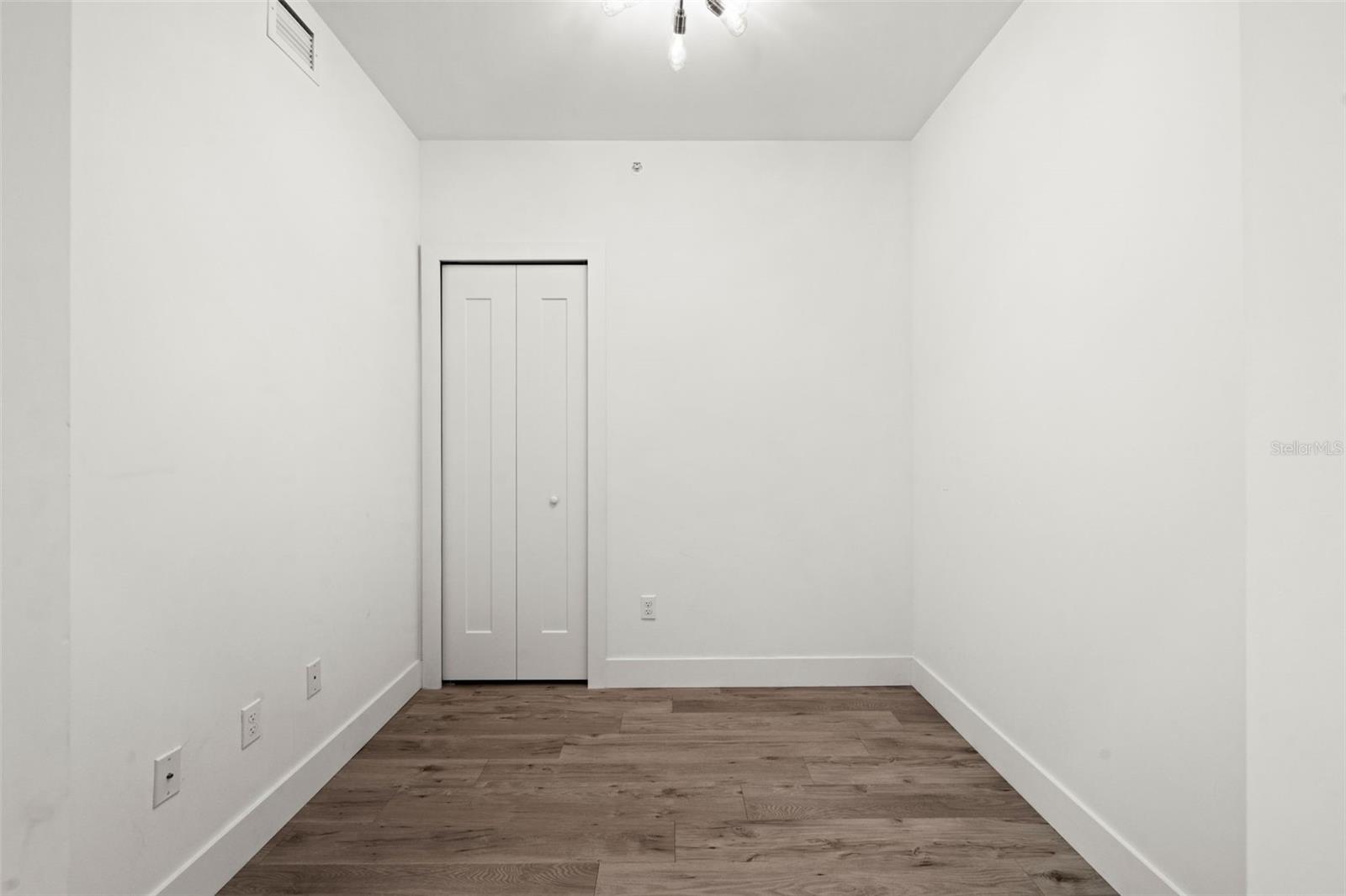 1703 N TAMIAMI TRL #303, SARASOTA, FL, 34234