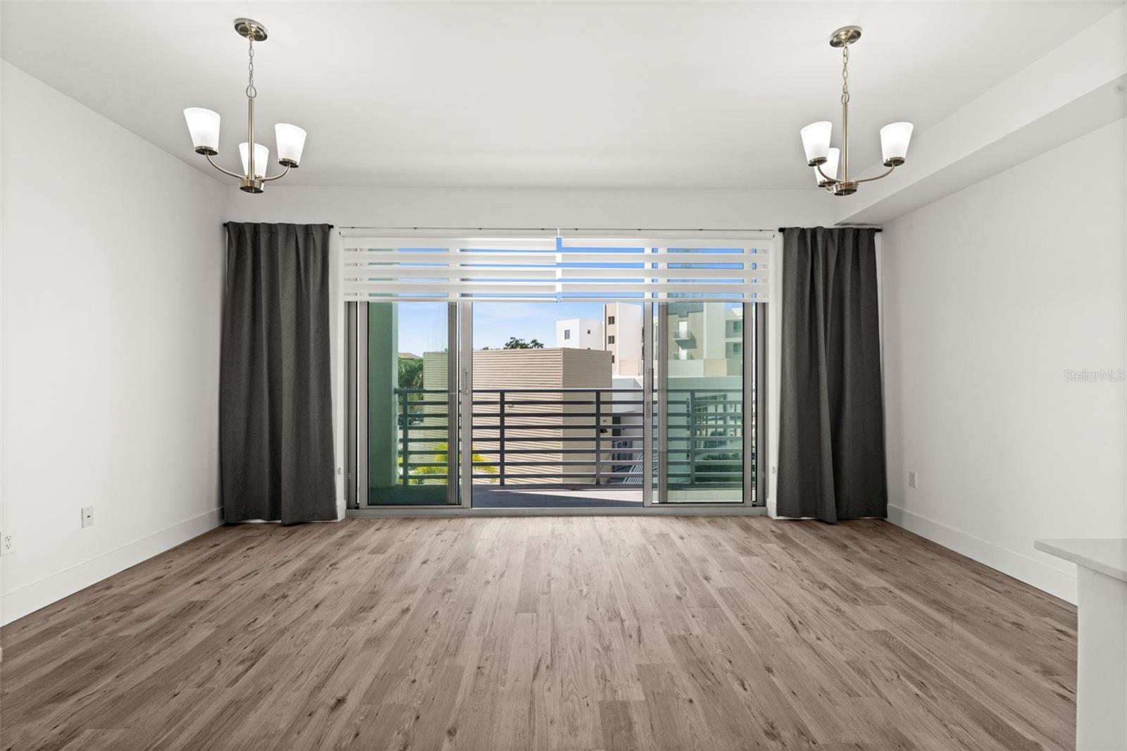 1703 N TAMIAMI TRL #303, SARASOTA, FL, 34234