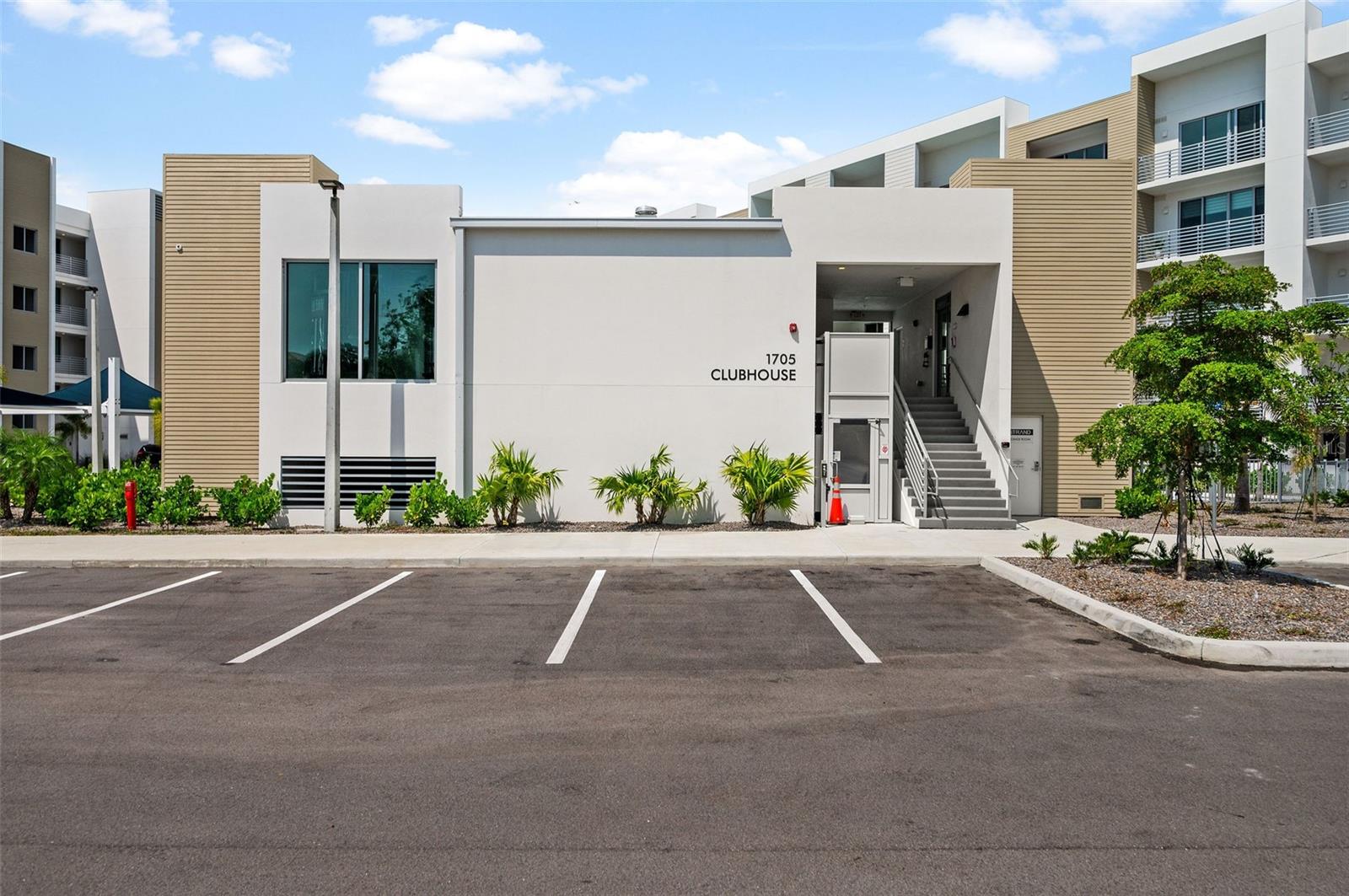 1703 N TAMIAMI TRL #303, SARASOTA, FL, 34234