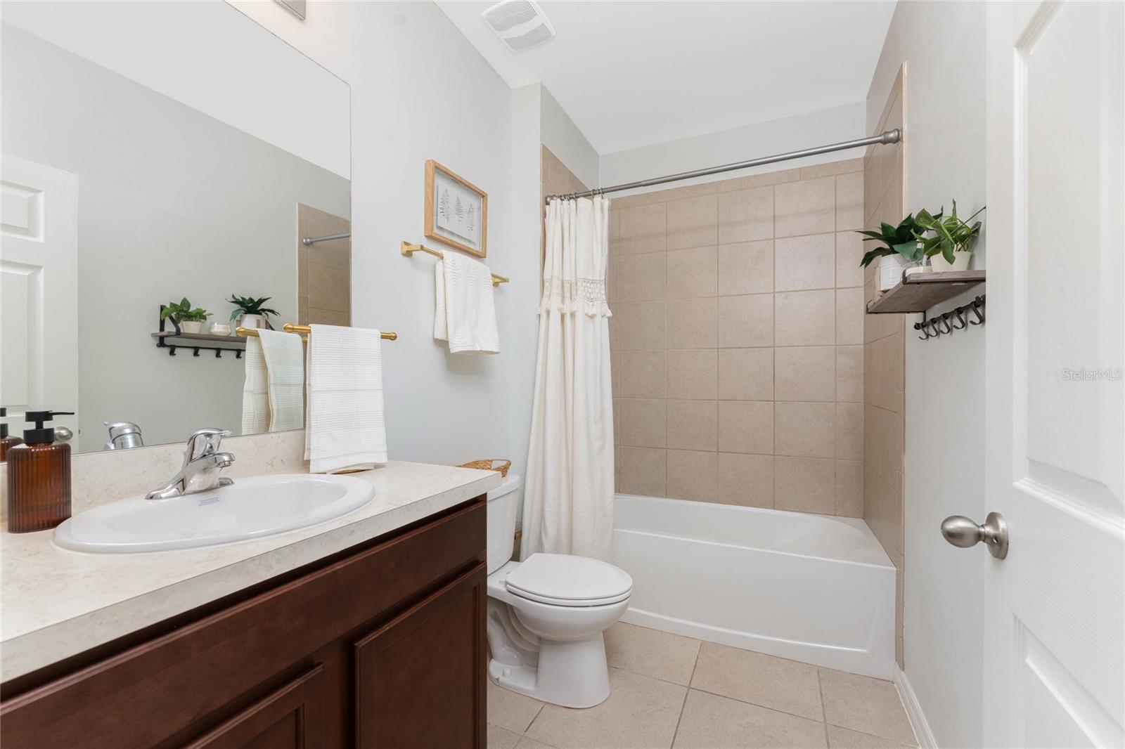 450 PORTO ALEGRE ST, PUNTA GORDA, FL, 33983