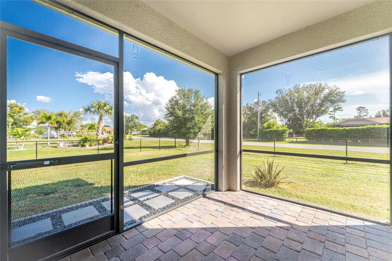 450 PORTO ALEGRE ST, PUNTA GORDA, FL, 33983