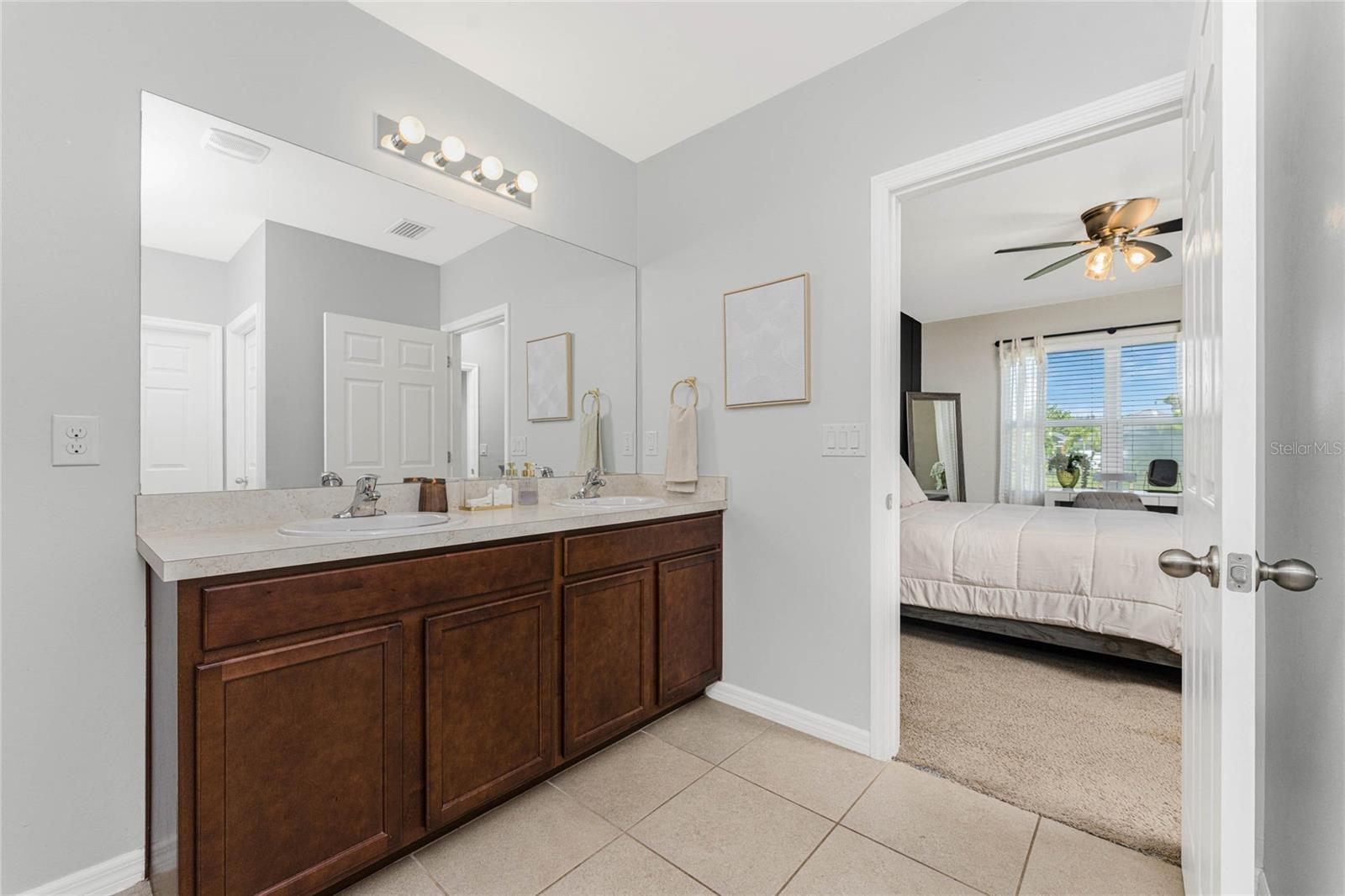 450 PORTO ALEGRE ST, PUNTA GORDA, FL, 33983