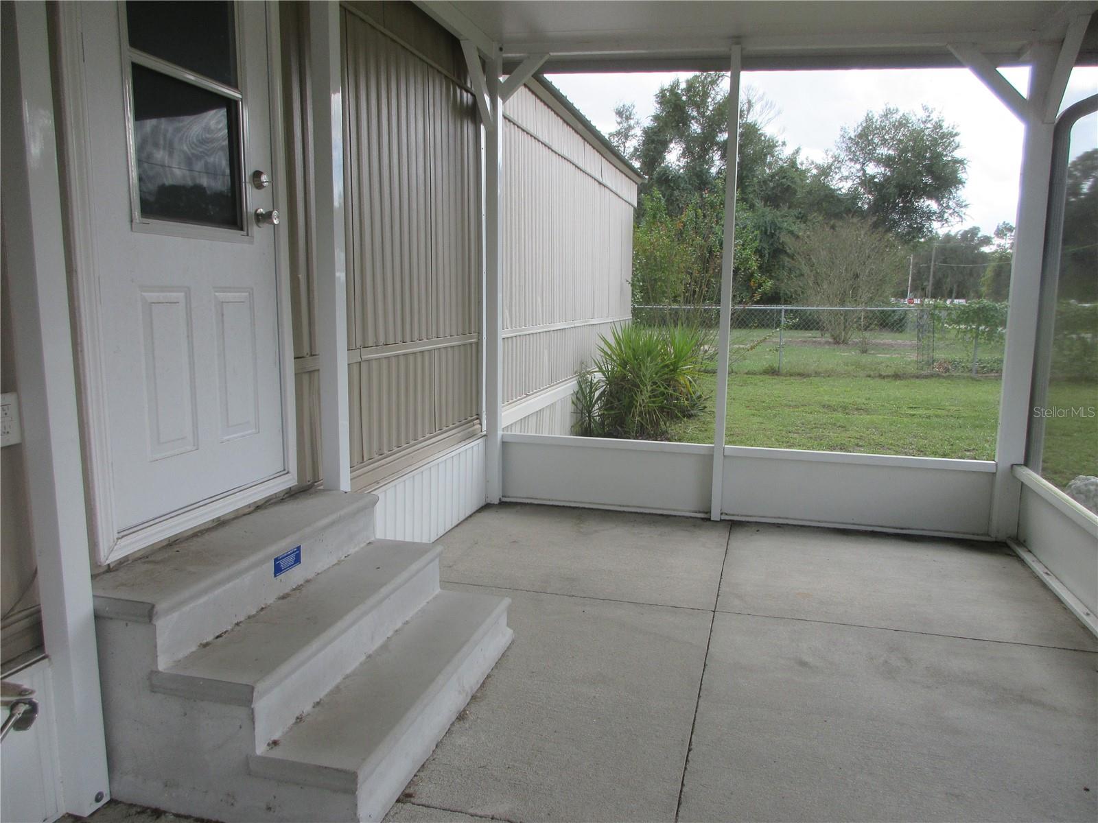 5515 SE 182ND TER, OCKLAWAHA, FL, 32179