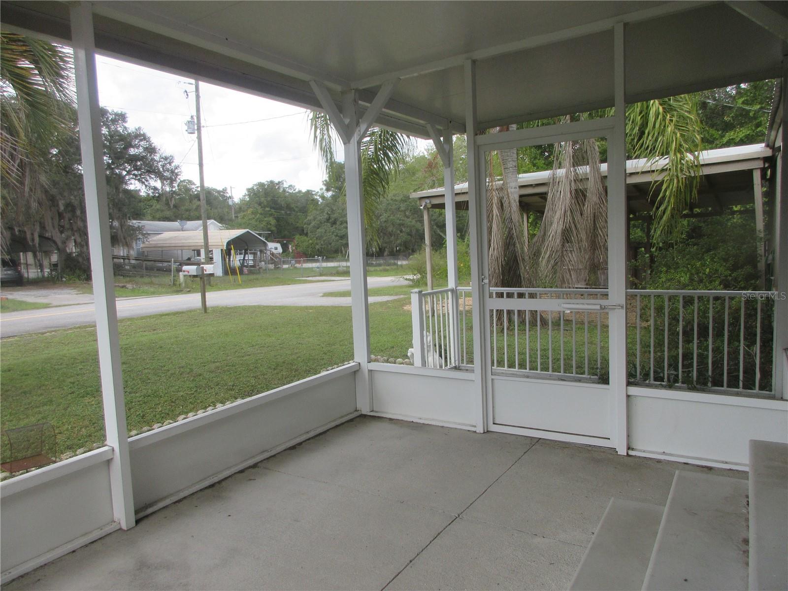 5515 SE 182ND TER, OCKLAWAHA, FL, 32179