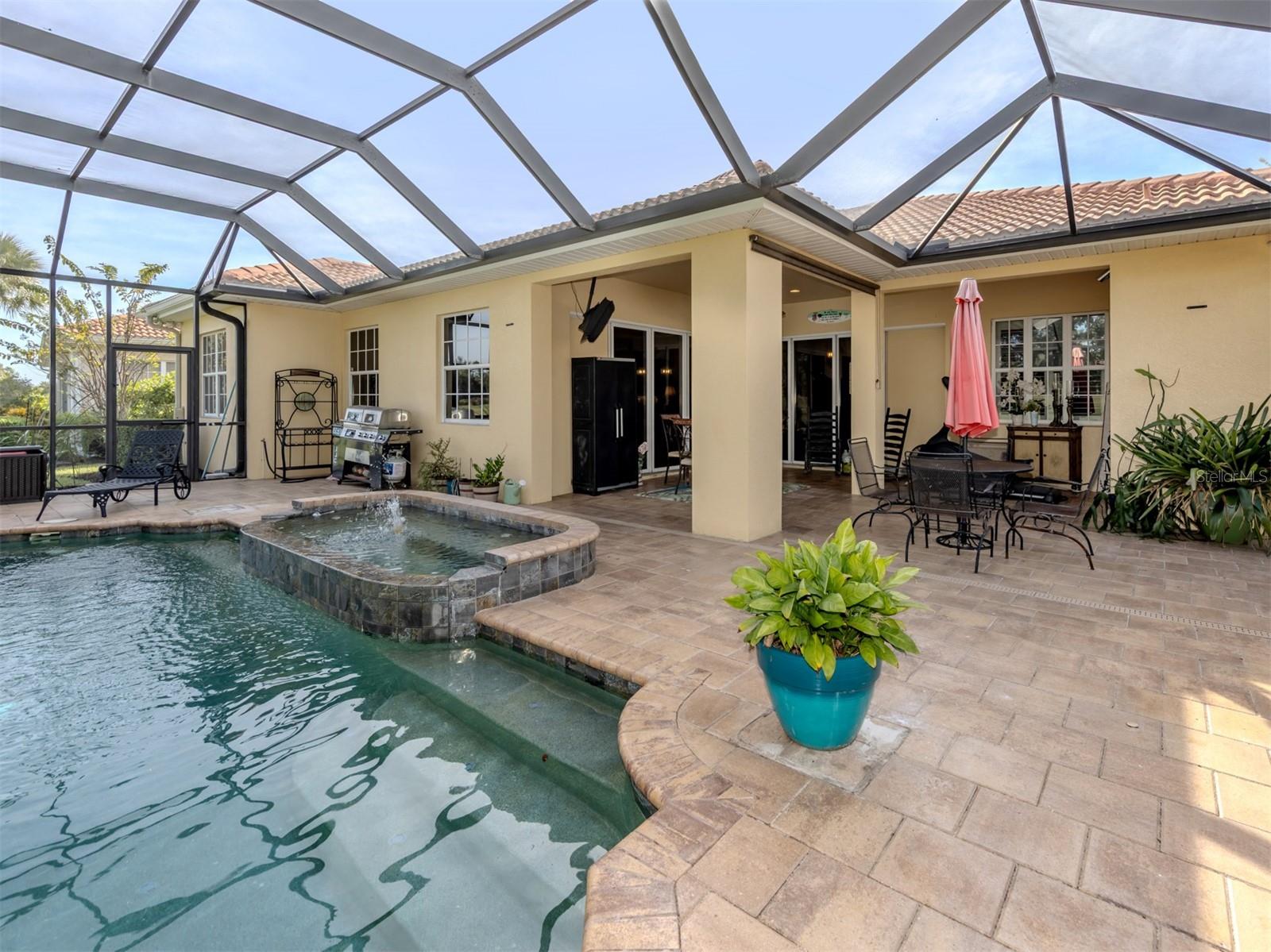 262 MONTELLUNA DR, NORTH VENICE, FL, 34275