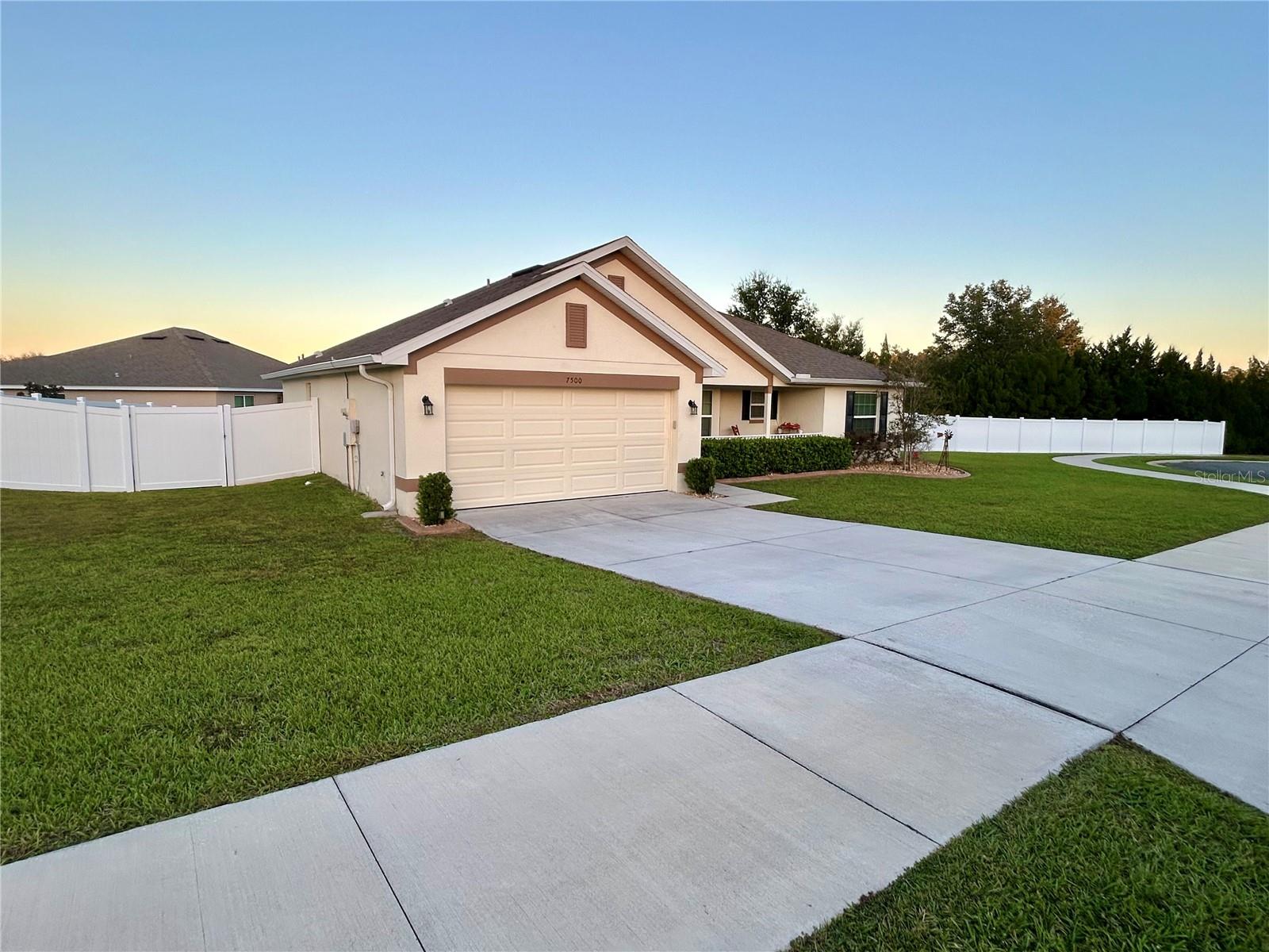 7500 SLOEWOOD DR, LEESBURG, FL, 34748