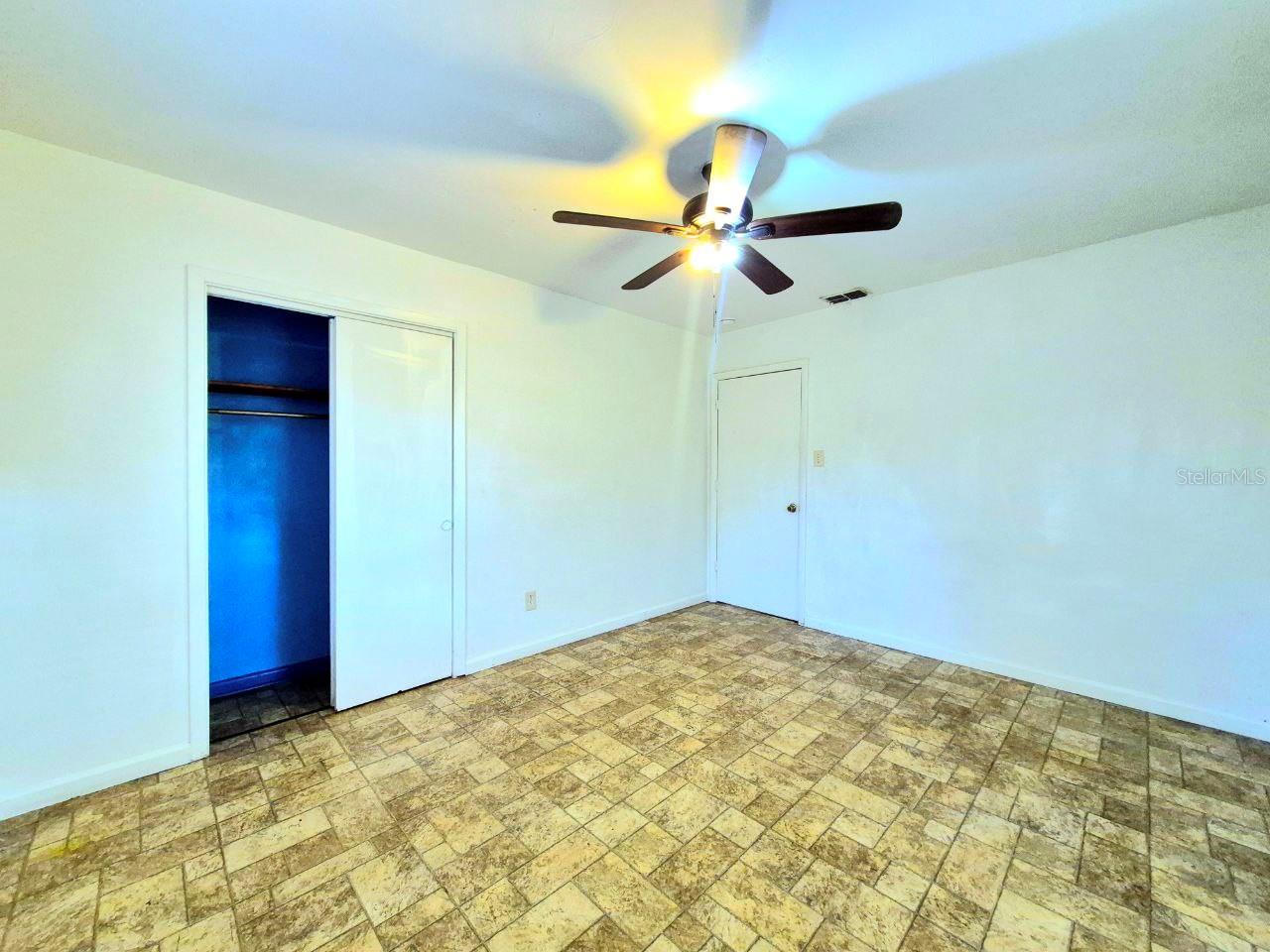 2413 E 38TH AVE, TAMPA, FL, 33610