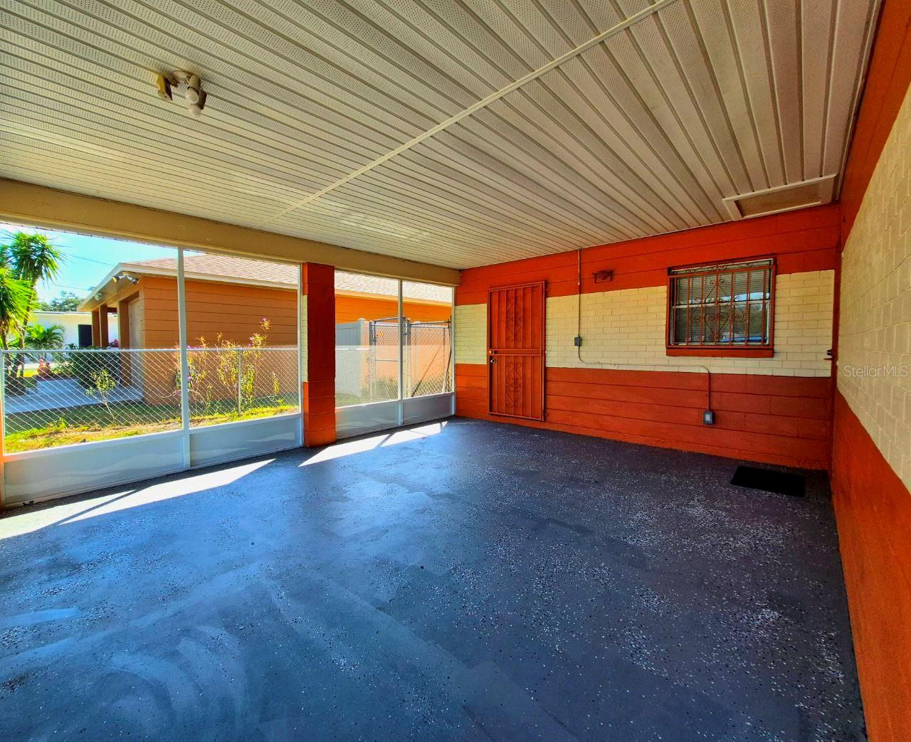 2413 E 38TH AVE, TAMPA, FL, 33610