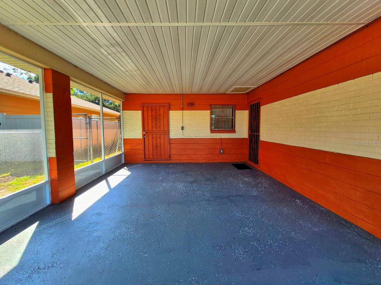 2413 E 38TH AVE, TAMPA, FL, 33610