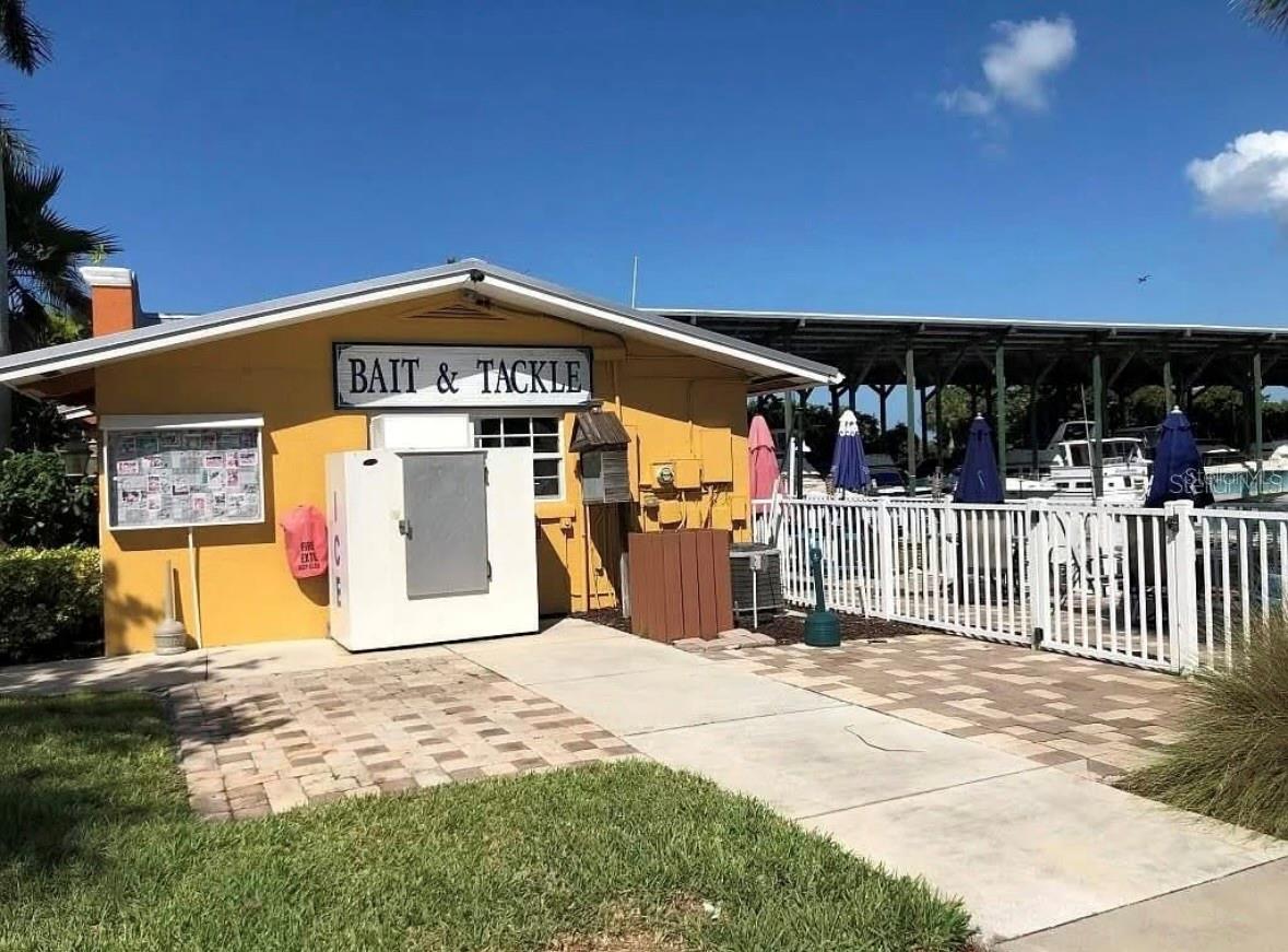 570 BLACKBURN POINT RD #2, OSPREY, FL, 34229