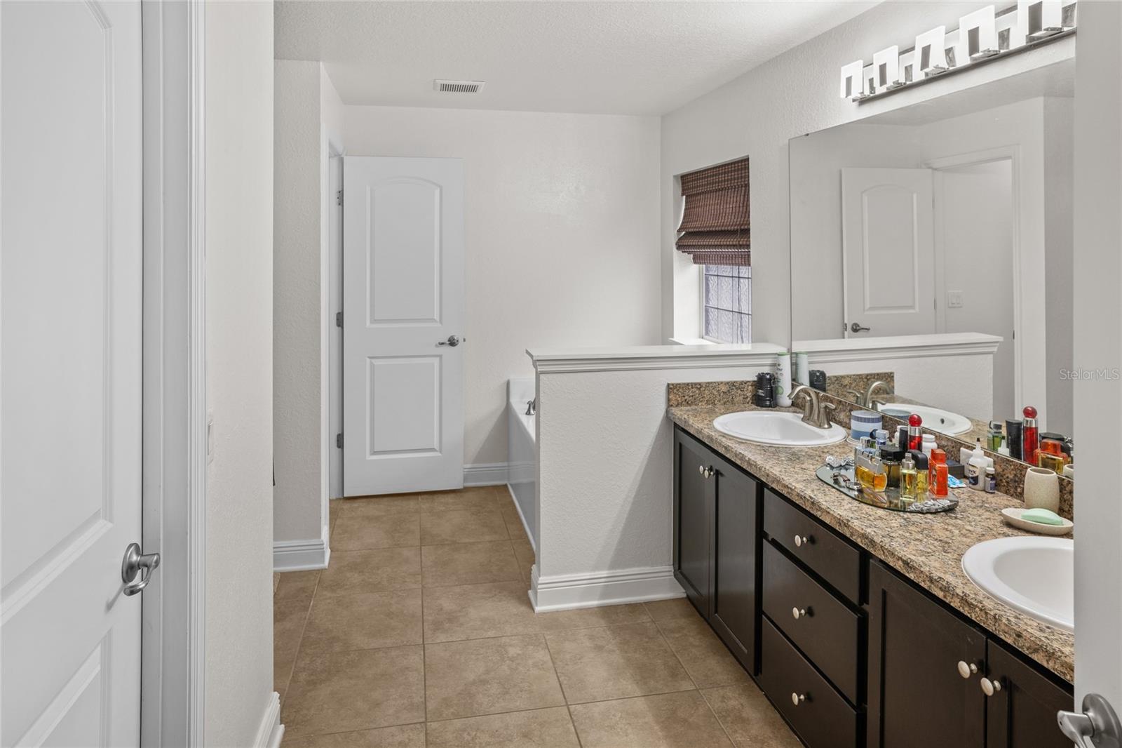 9645 JAYBIRD LN, LAND O LAKES, FL, 34638