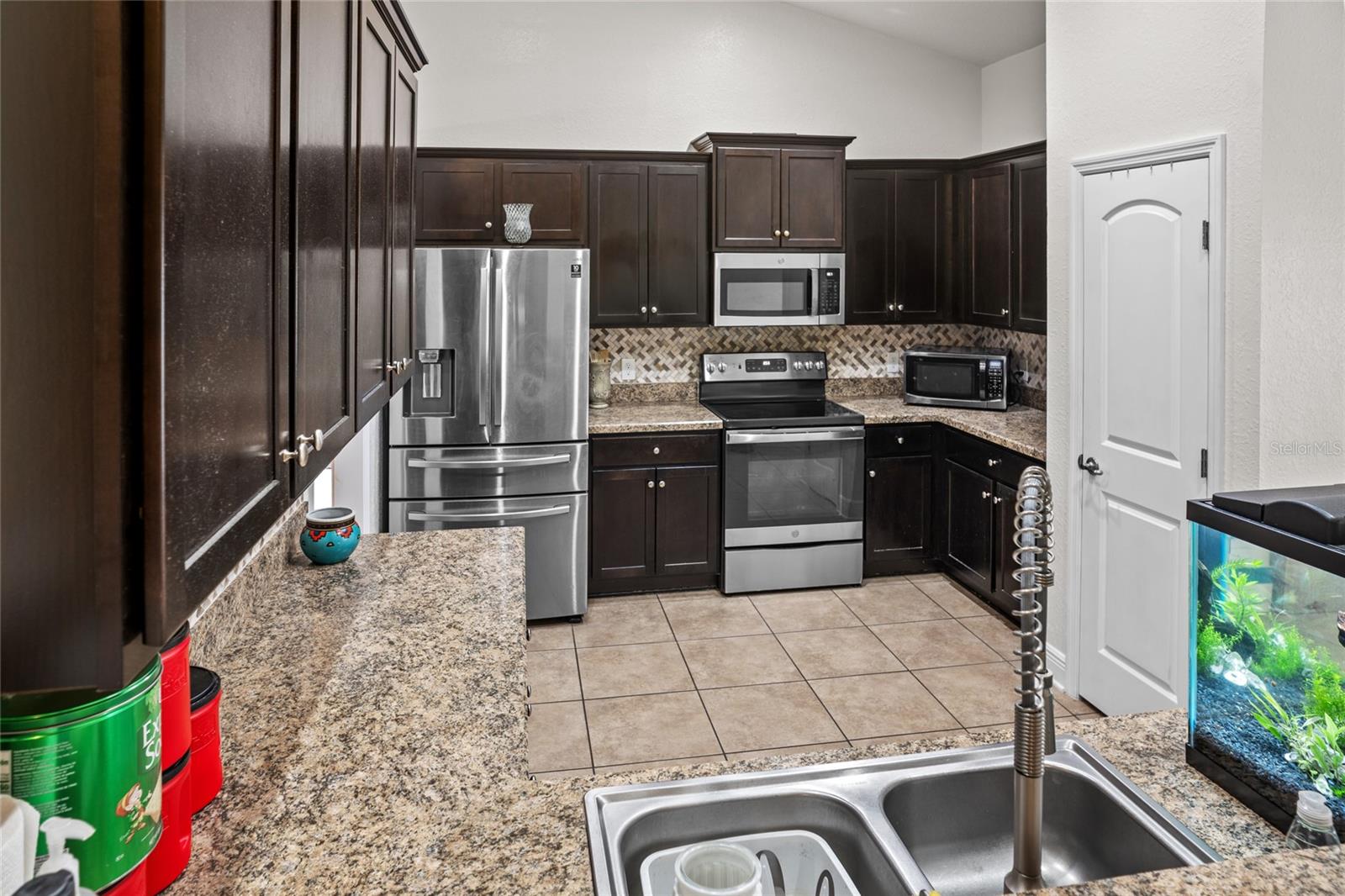 9645 JAYBIRD LN, LAND O LAKES, FL, 34638