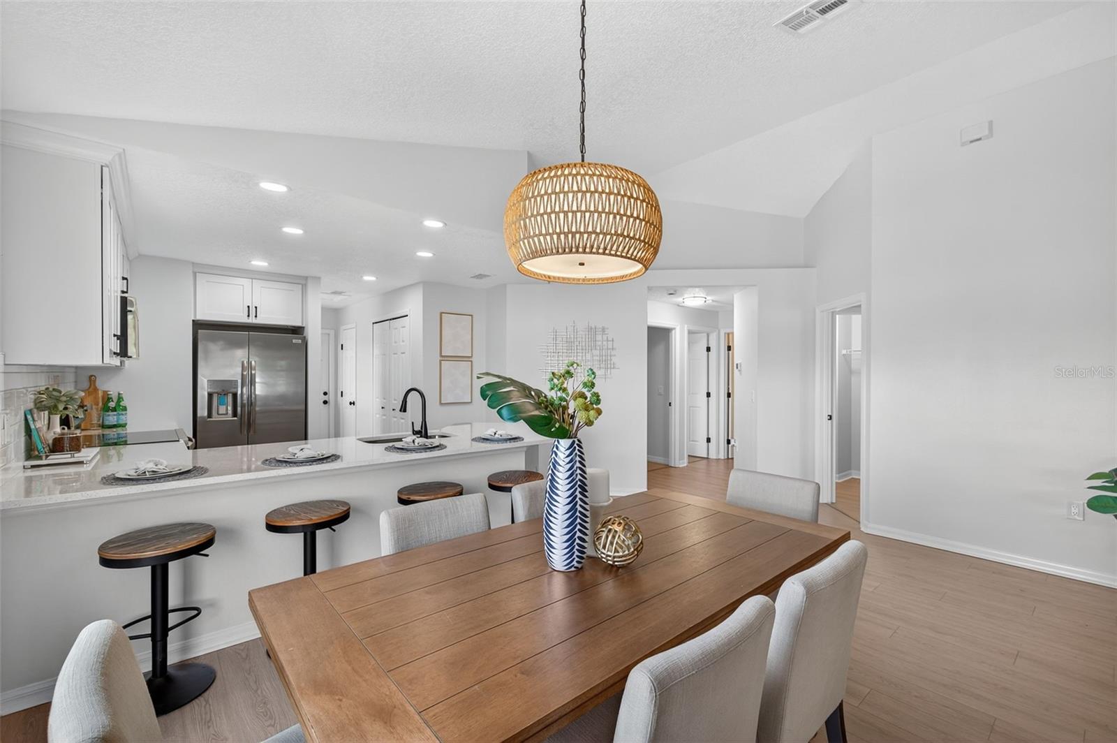 2702 W SAINT JOHN ST, TAMPA, FL, 33607