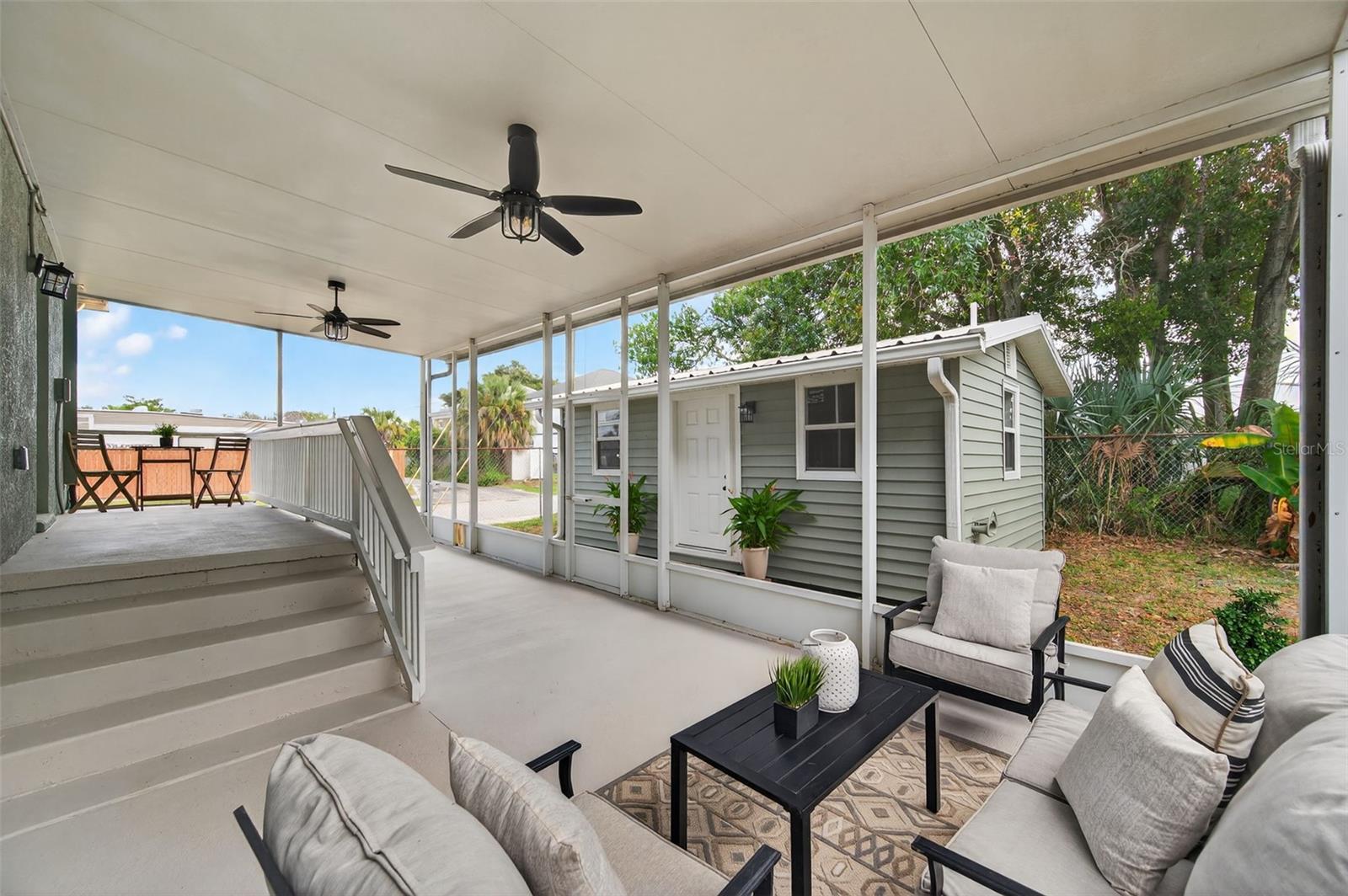 2702 W SAINT JOHN ST, TAMPA, FL, 33607