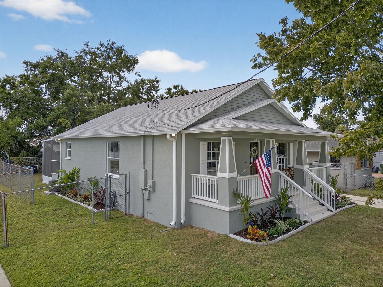 2702 W SAINT JOHN ST, TAMPA, FL, 33607