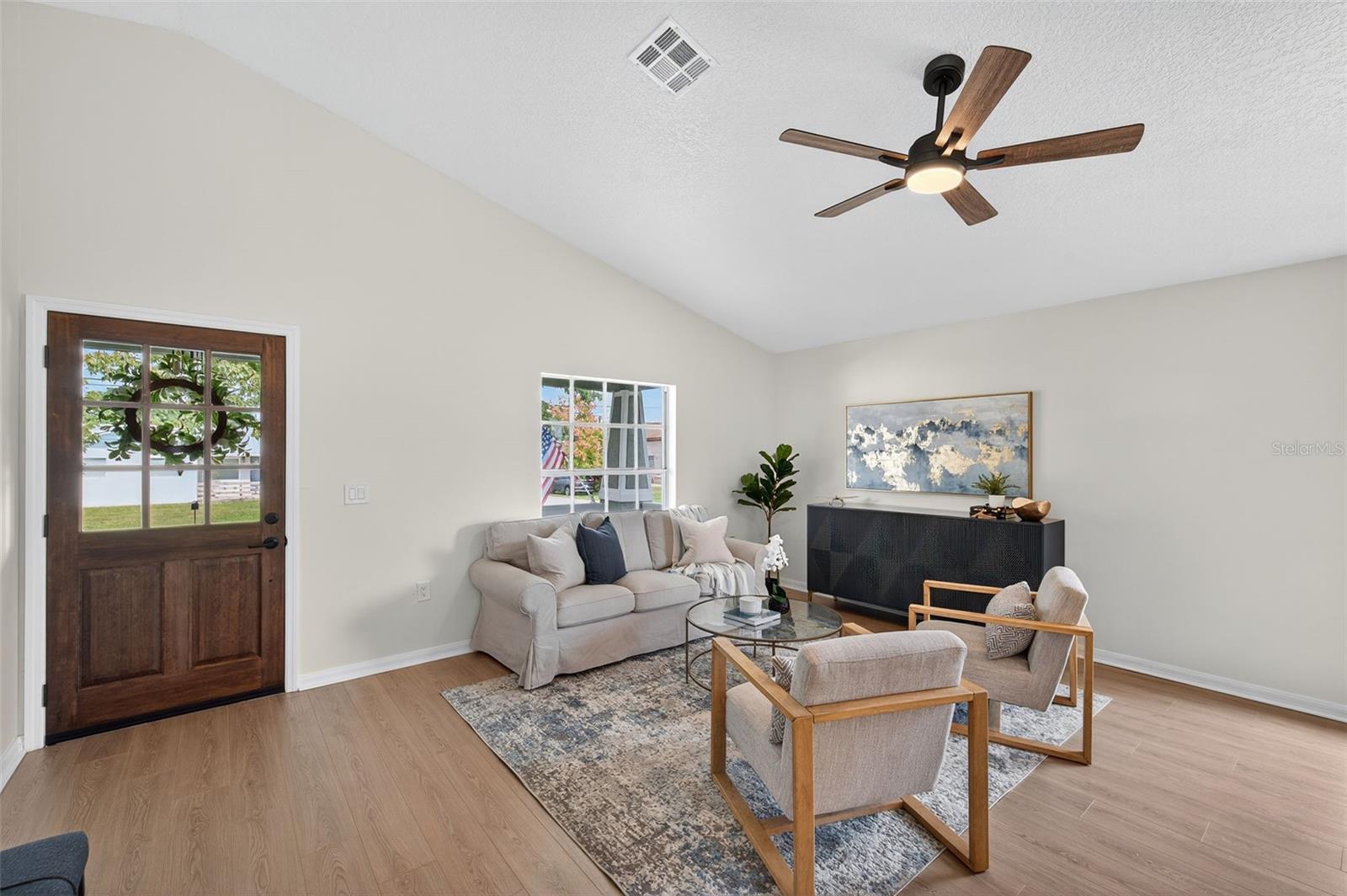 2702 W SAINT JOHN ST, TAMPA, FL, 33607