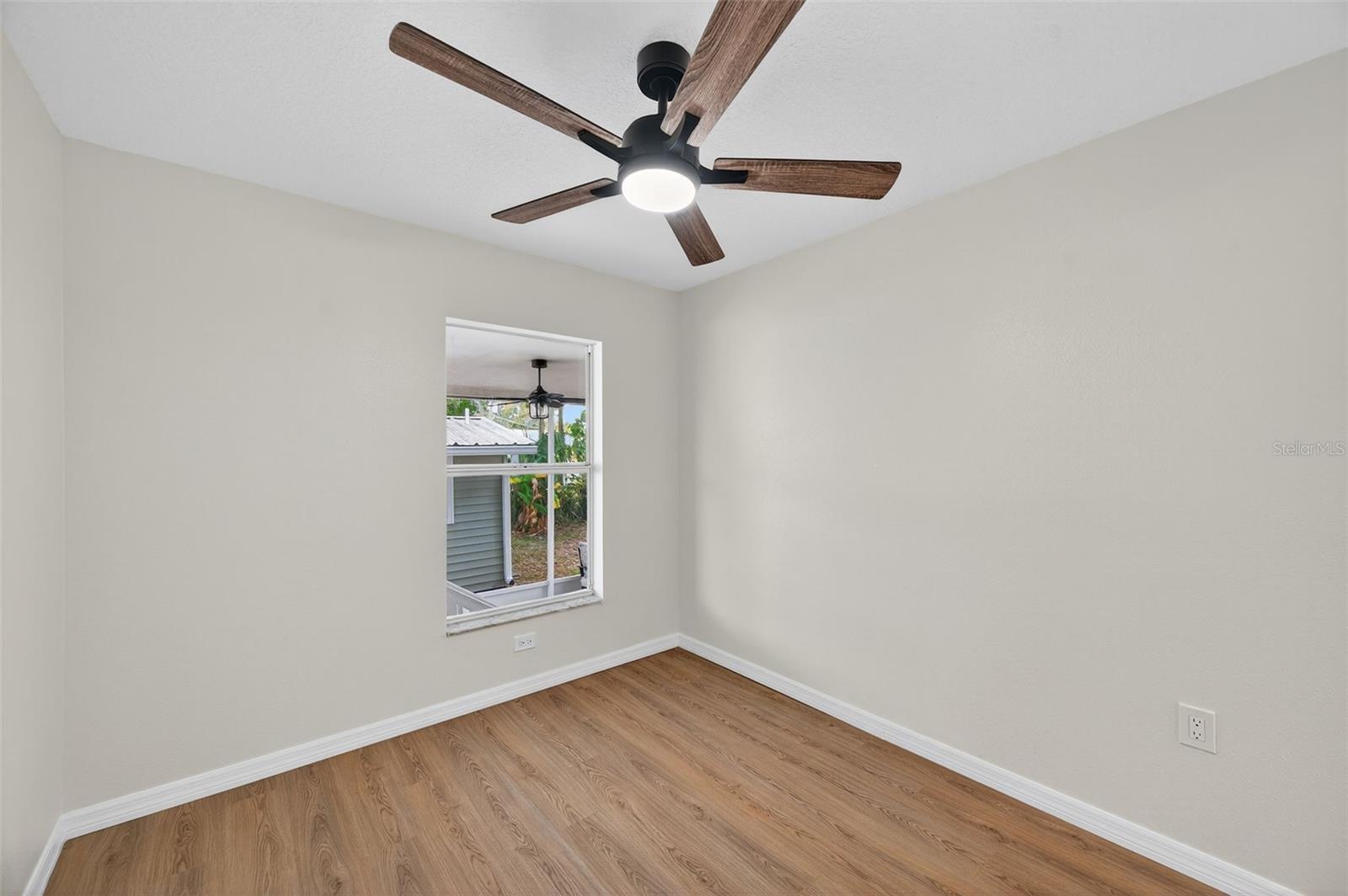 2702 W SAINT JOHN ST, TAMPA, FL, 33607