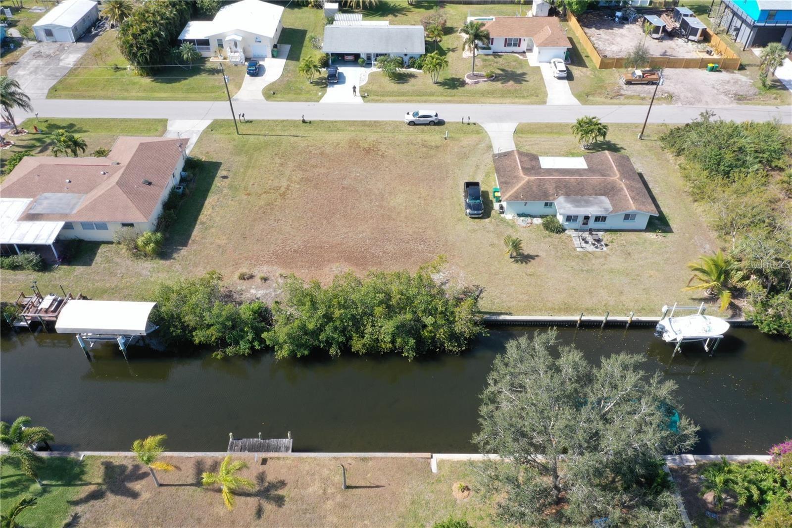 2702 LARKSPUR DR, PUNTA GORDA, FL, 33950